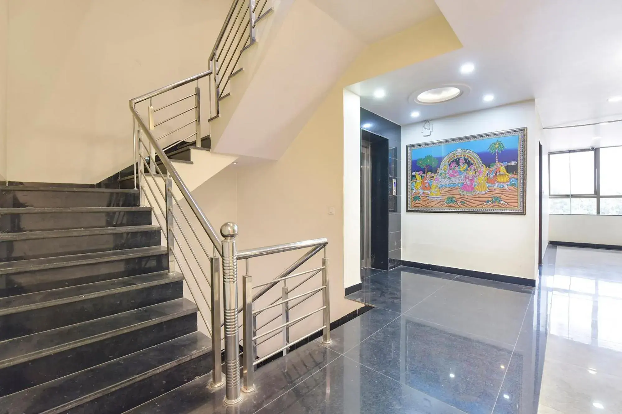 Lobby or reception in FabHotel Pink City - World Trade Park Lobby or reception in FabHotel Pink City - World Trade Park