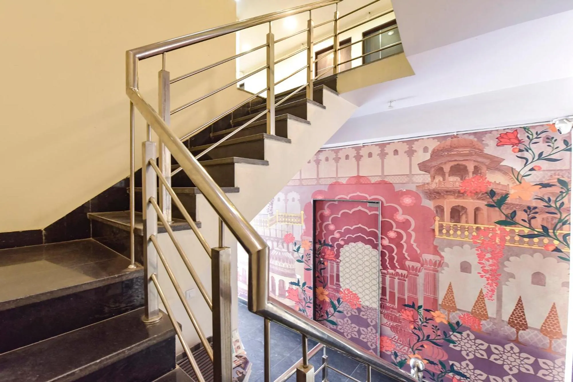 Lobby or reception in FabHotel Pink City - World Trade Park