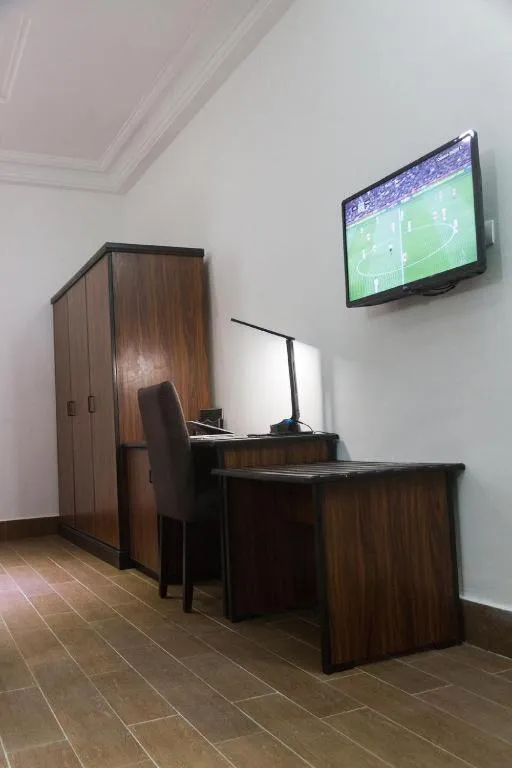 Mosaly Residence Caboma