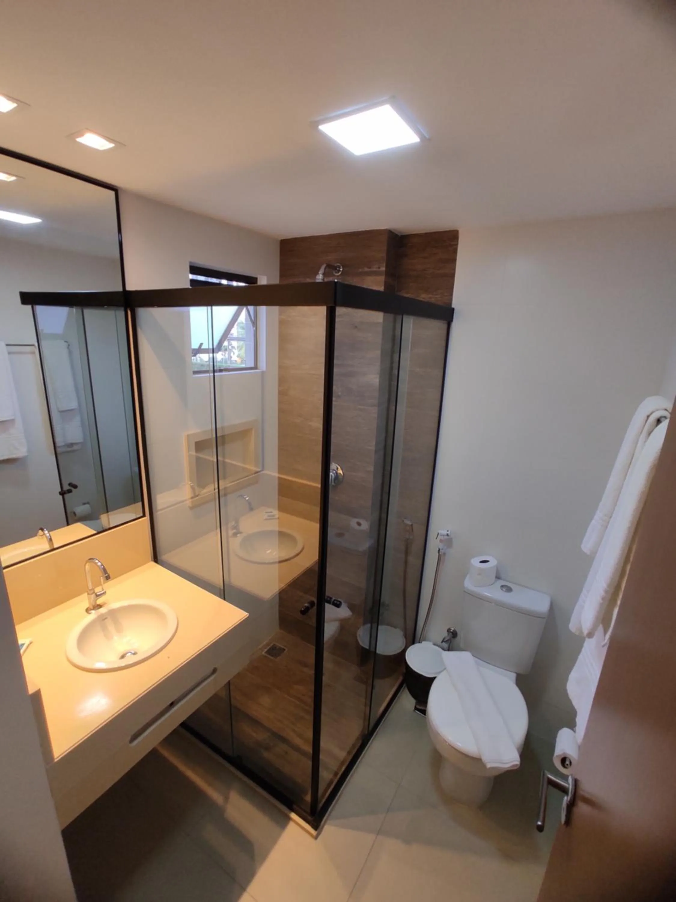 Shower in Hotel Annamar Premium