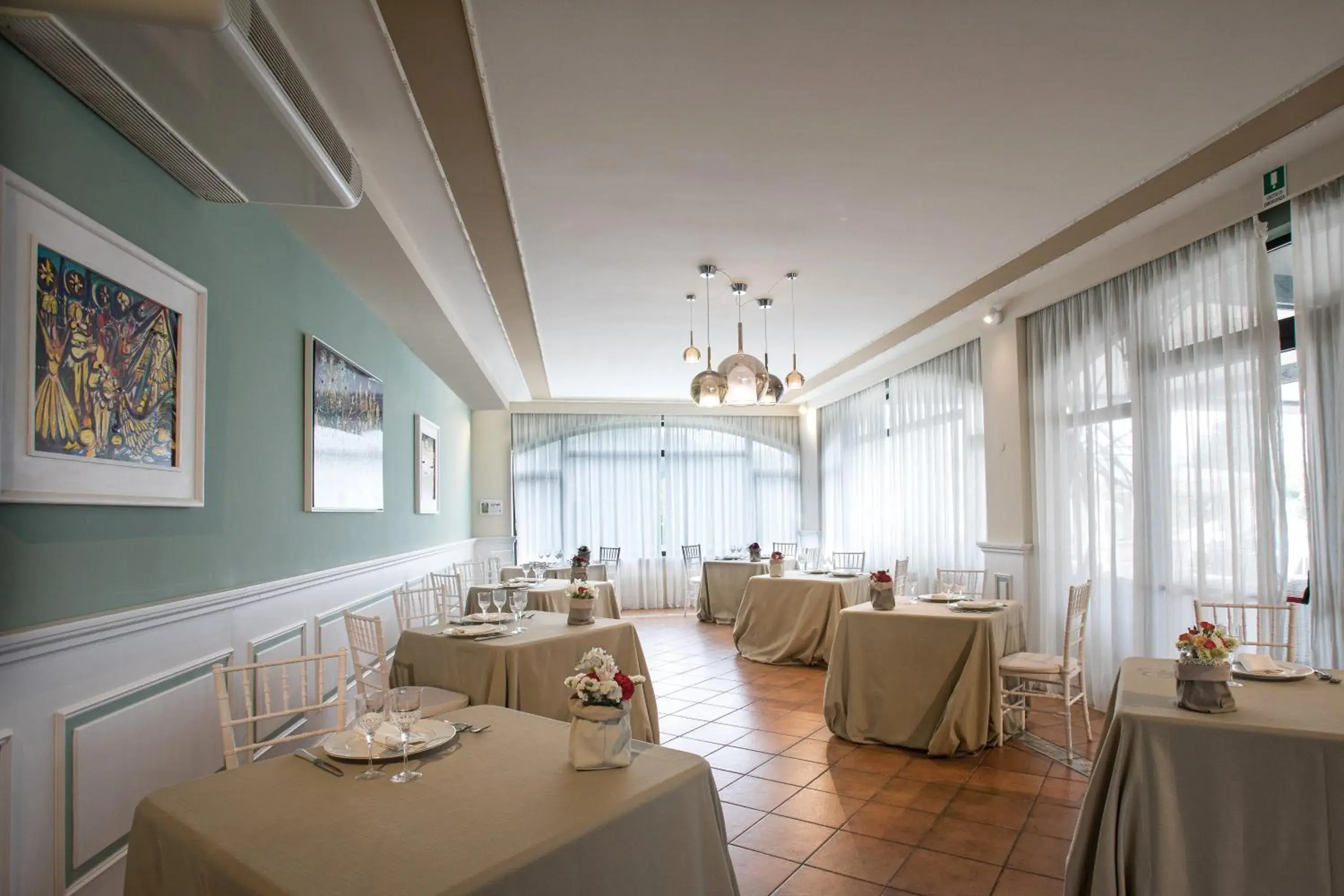 Restaurant/places to eat in Hotel Hermitage Restaurant/places to eat in Hotel Hermitage