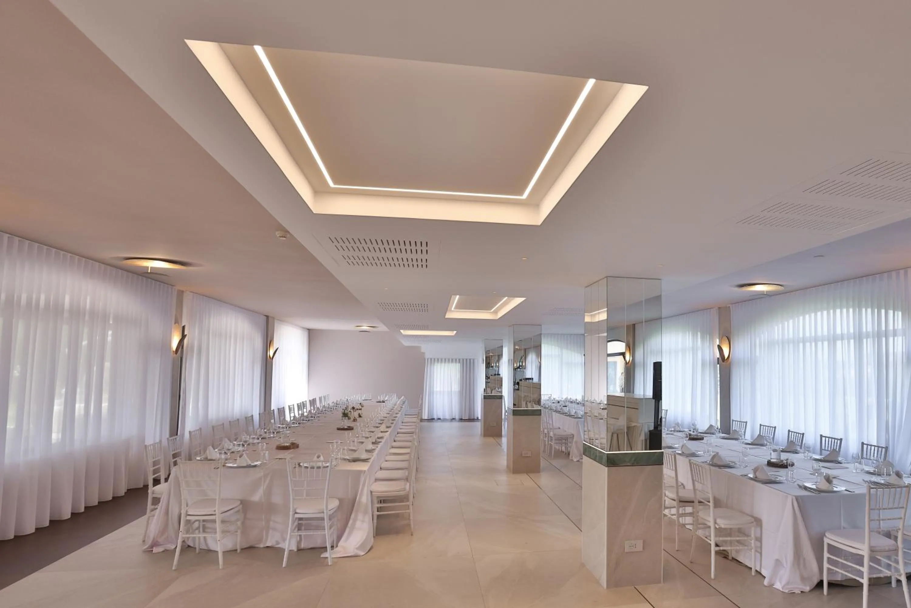 Restaurant/places to eat in Hotel Hermitage