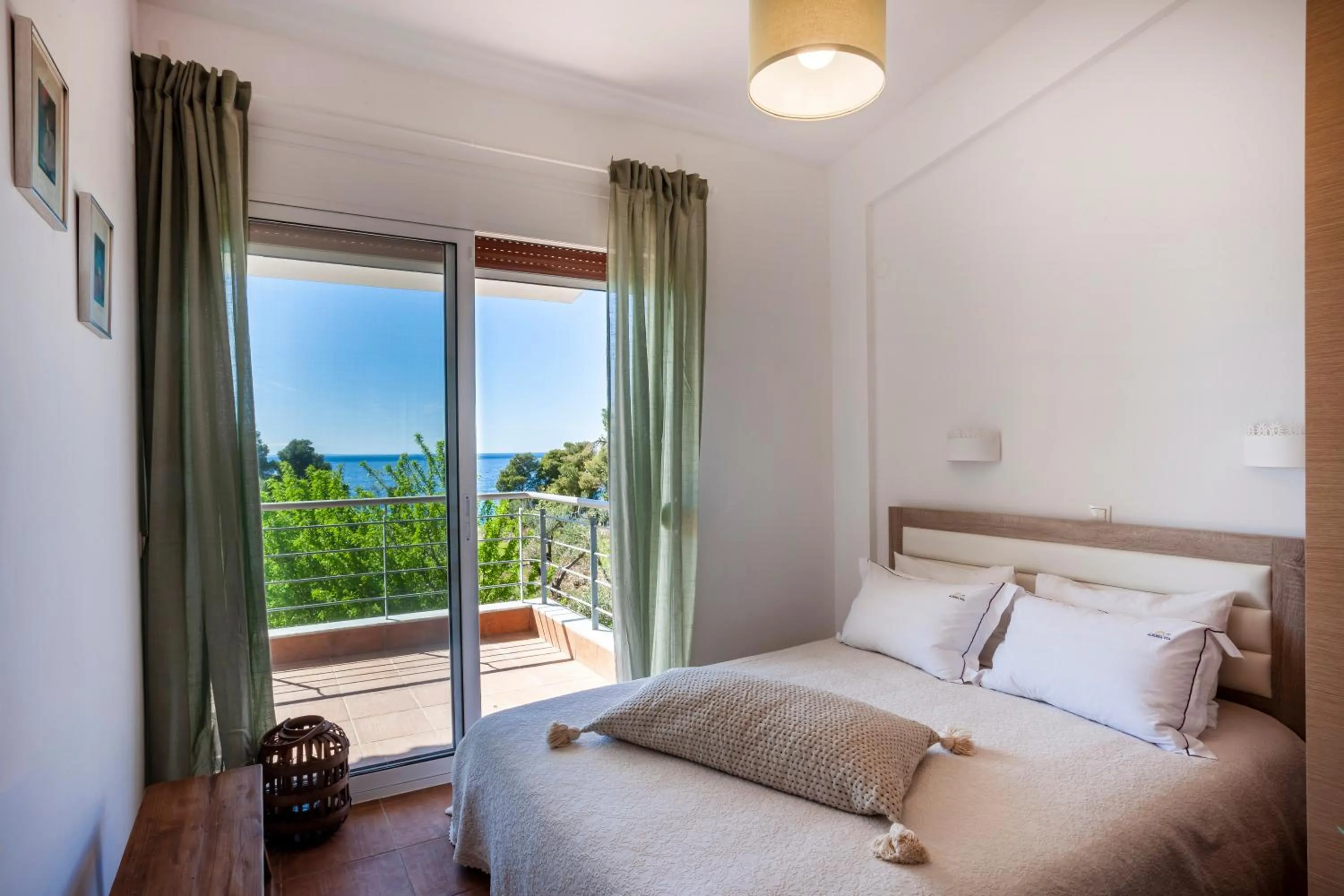 Bed in Alterra Vita Homes By the Sea