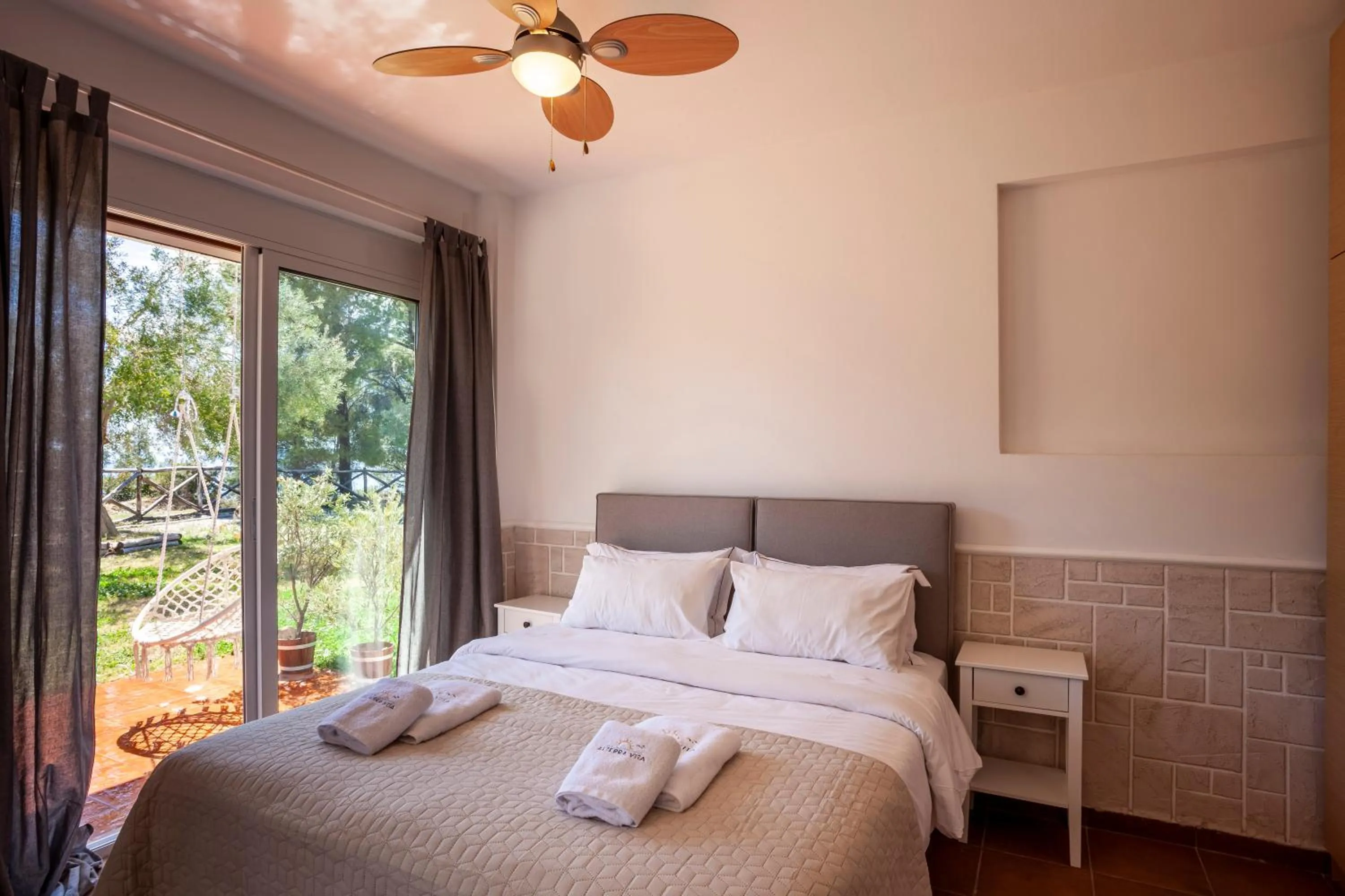 Bed in Alterra Vita Homes By the Sea