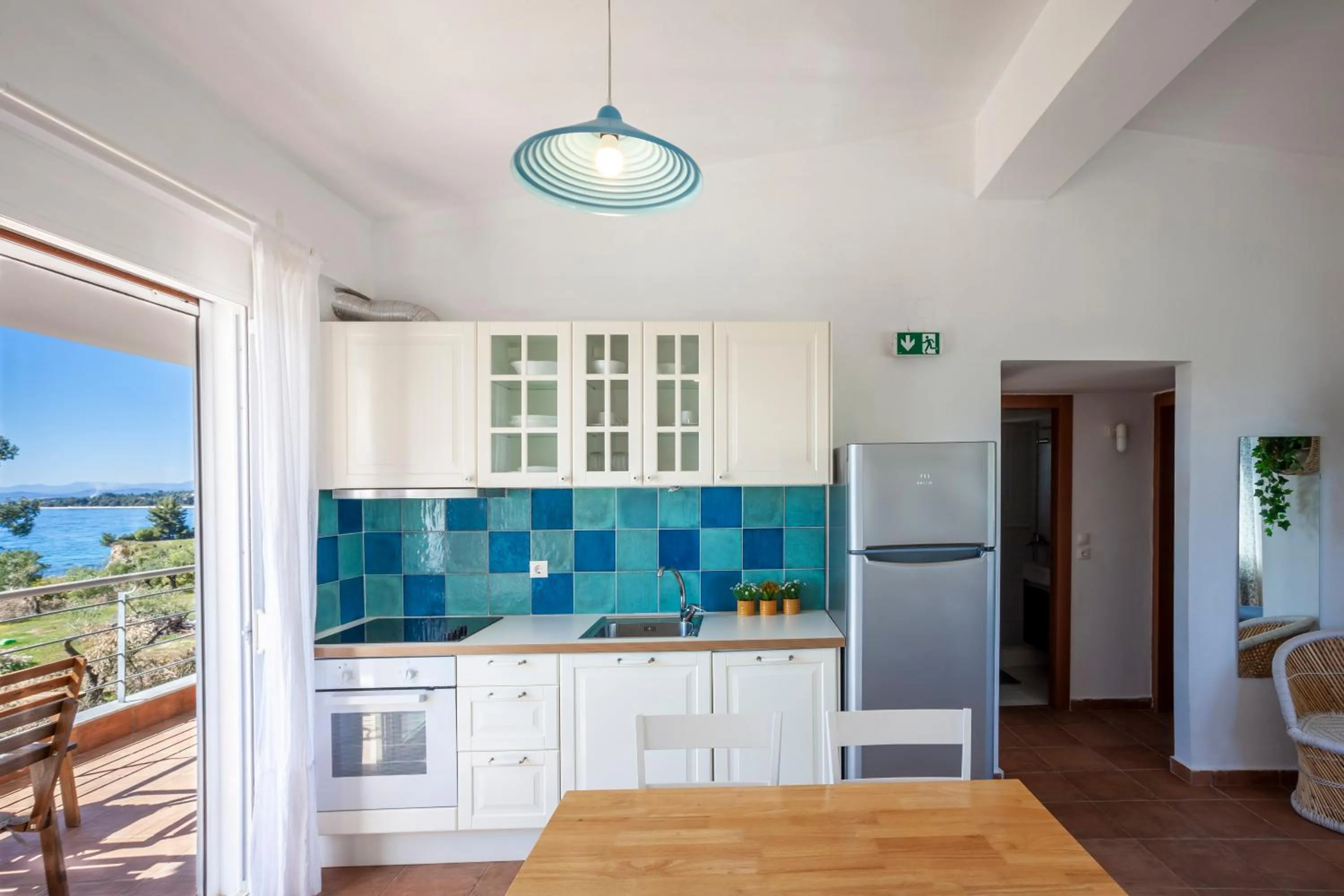 Kitchen or kitchenette in Alterra Vita Homes By the Sea