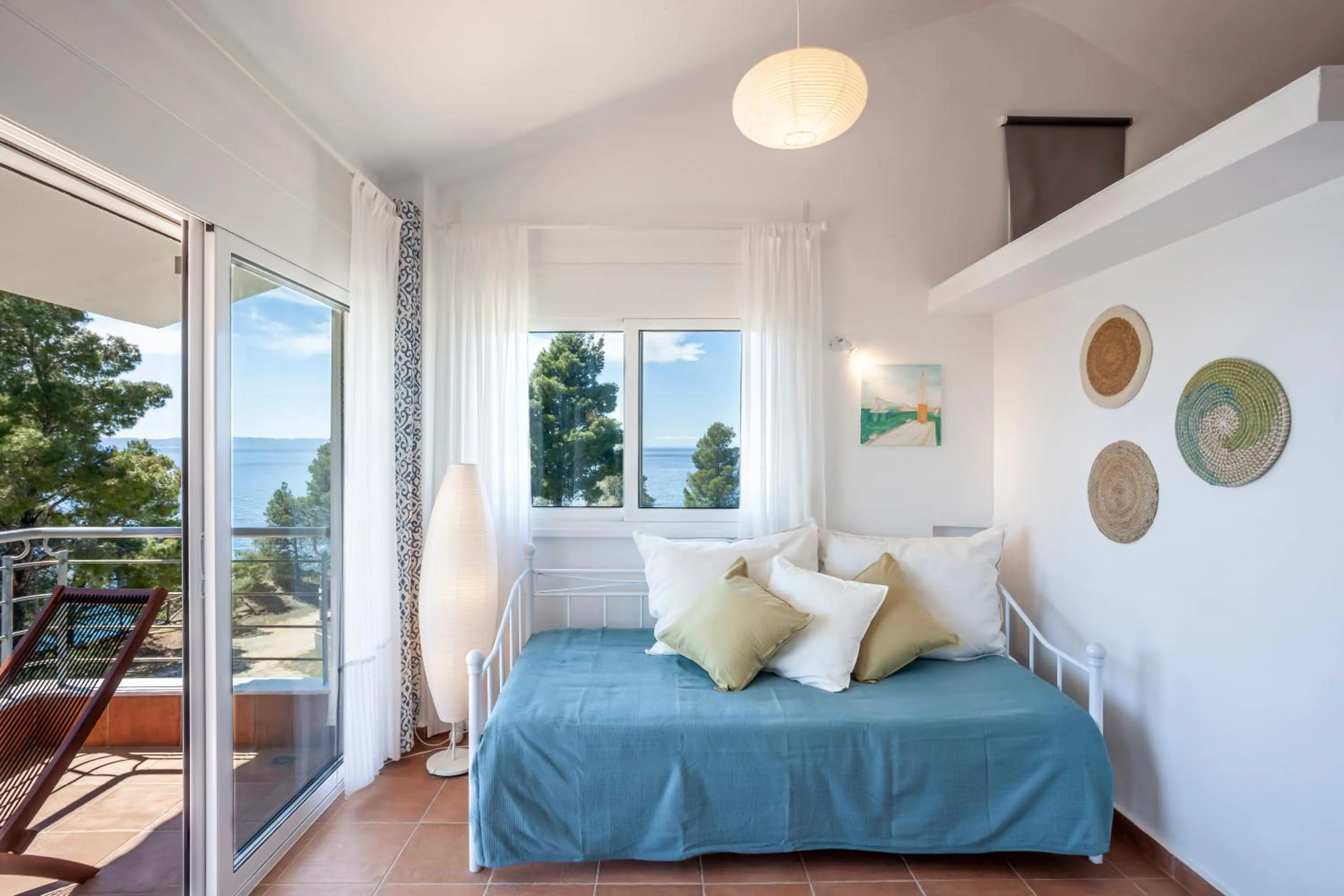 Sea view, Bed in Alterra Vita Homes By the Sea