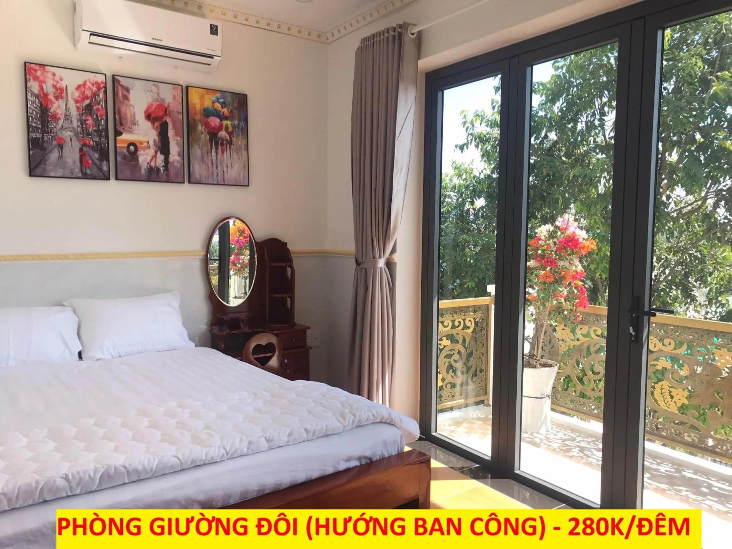 Photo of the whole room, Bed in Khách Sạn Mỹ Hằng