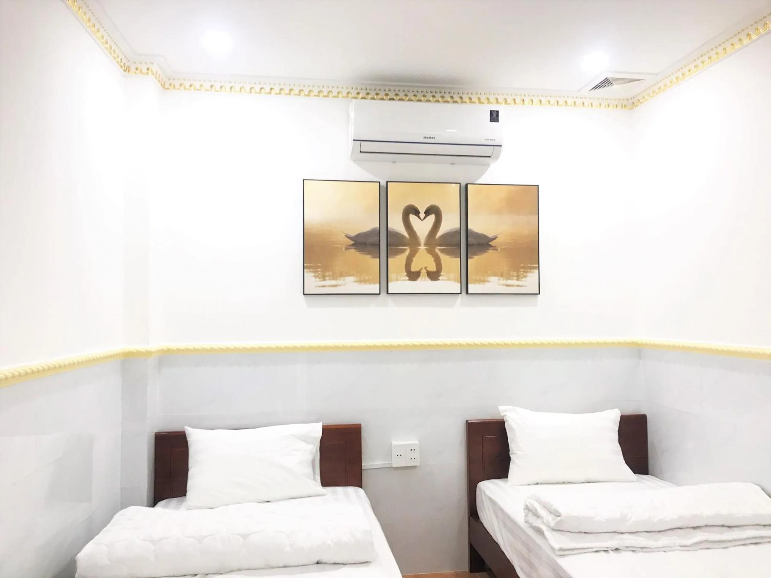 Photo of the whole room, Bed in Khách Sạn Mỹ Hằng