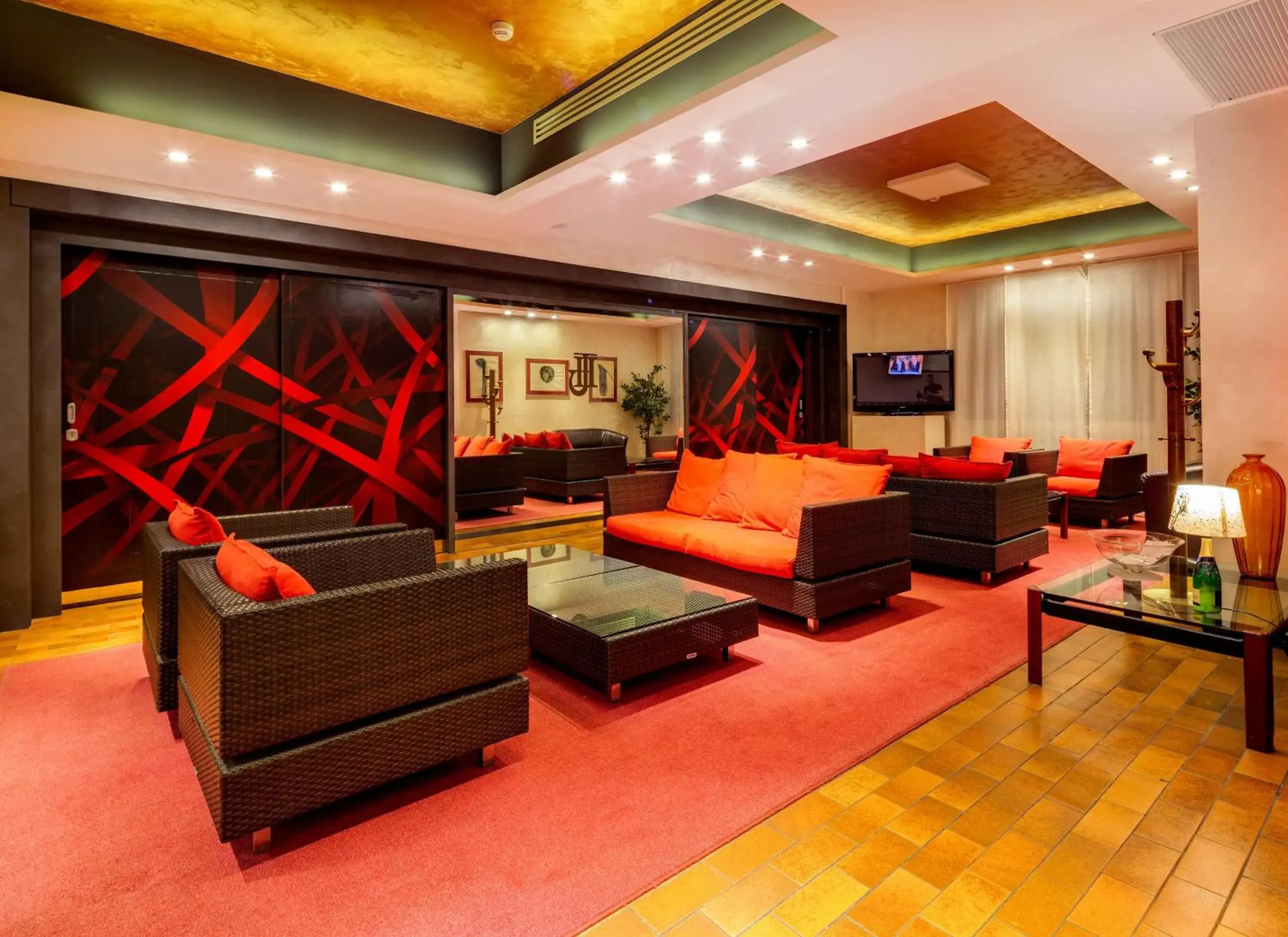 Lobby or reception in Jet Hotel, Sure Hotel Collection by Best Western Lobby or reception in Jet Hotel, Sure Hotel Collection by Best Western