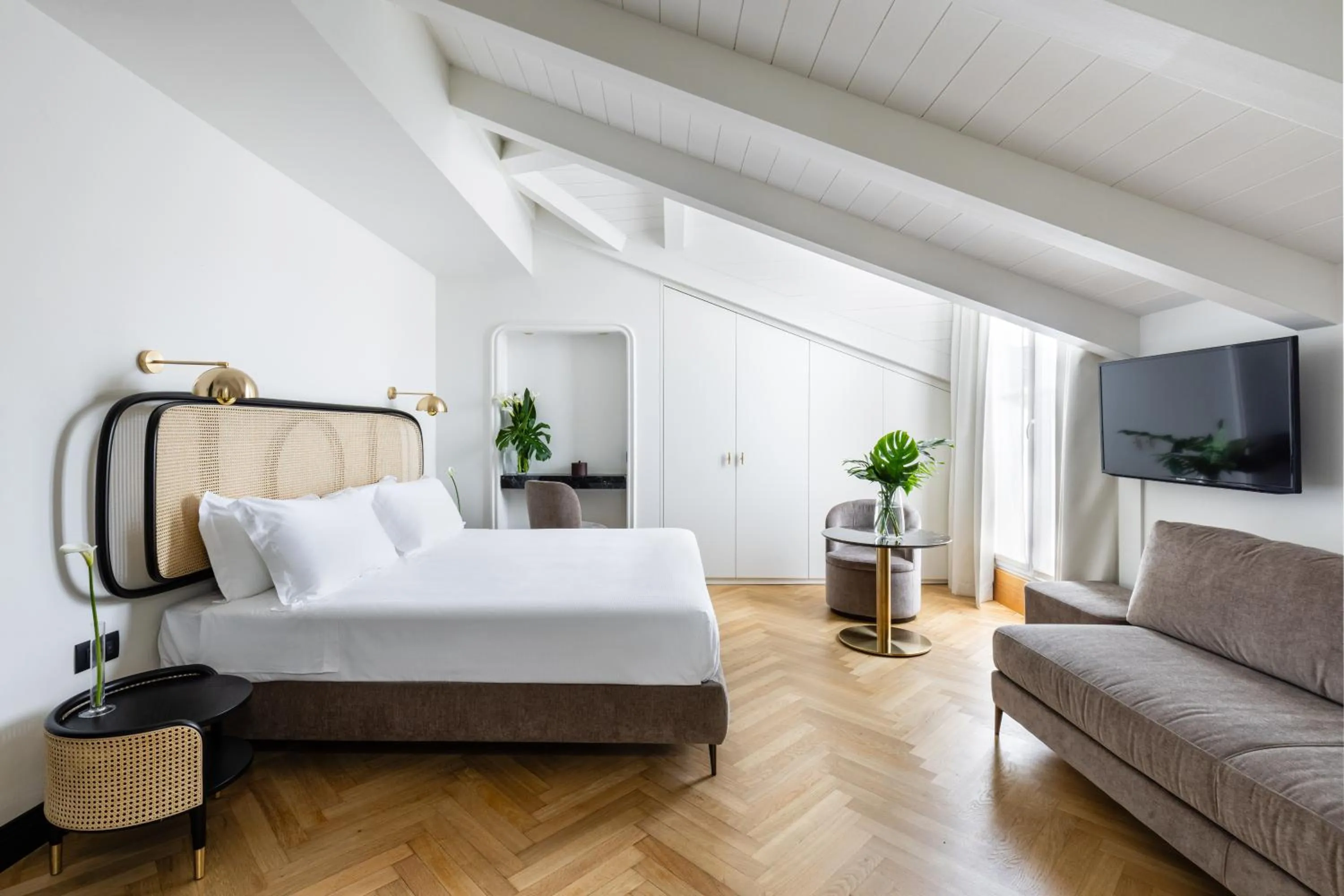 Bed in Hotel Continentale