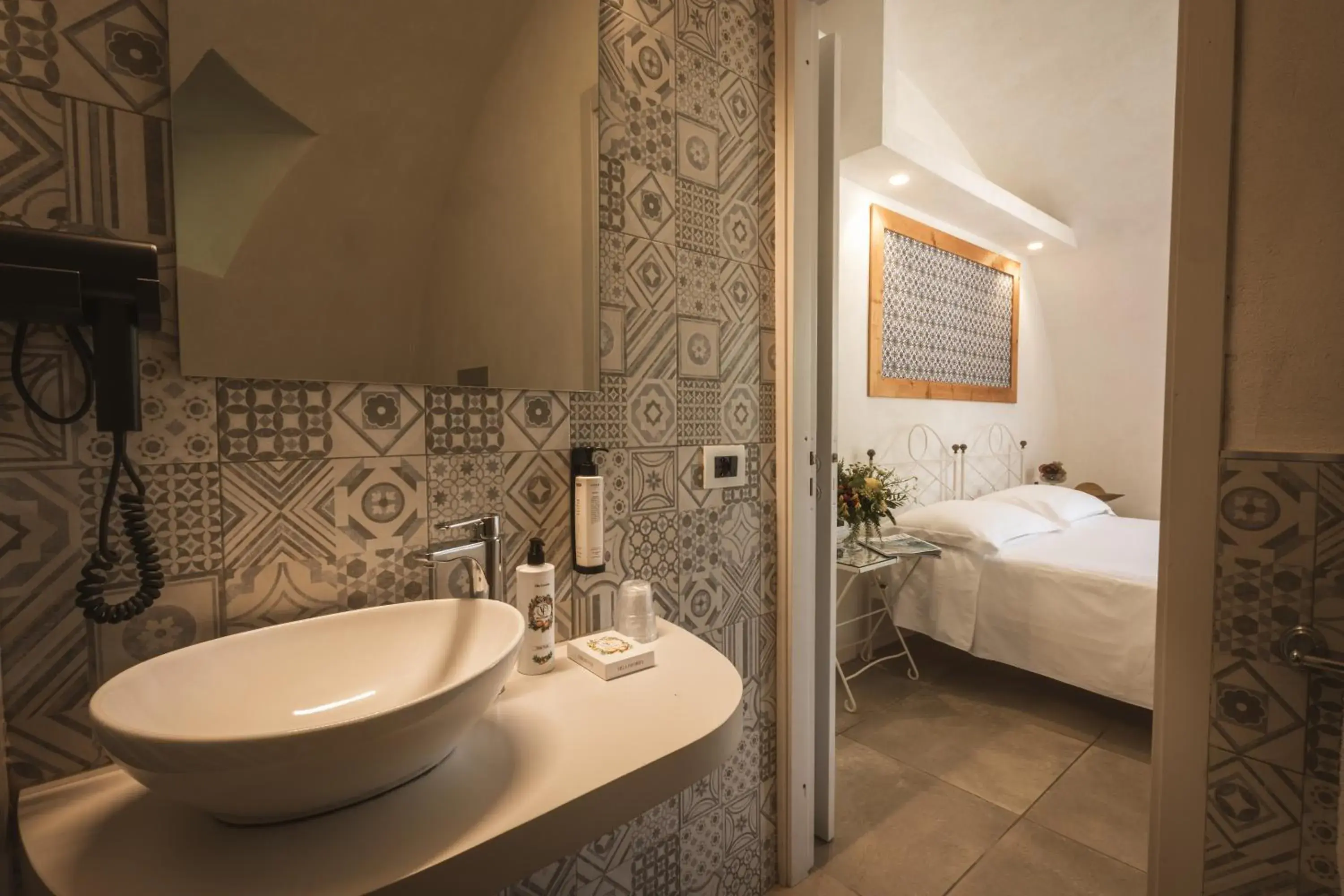 Photo of the whole room, Bed in Villa Favorita Hotel & Events Photo of the whole room, Bed in Villa Favorita Hotel & Events