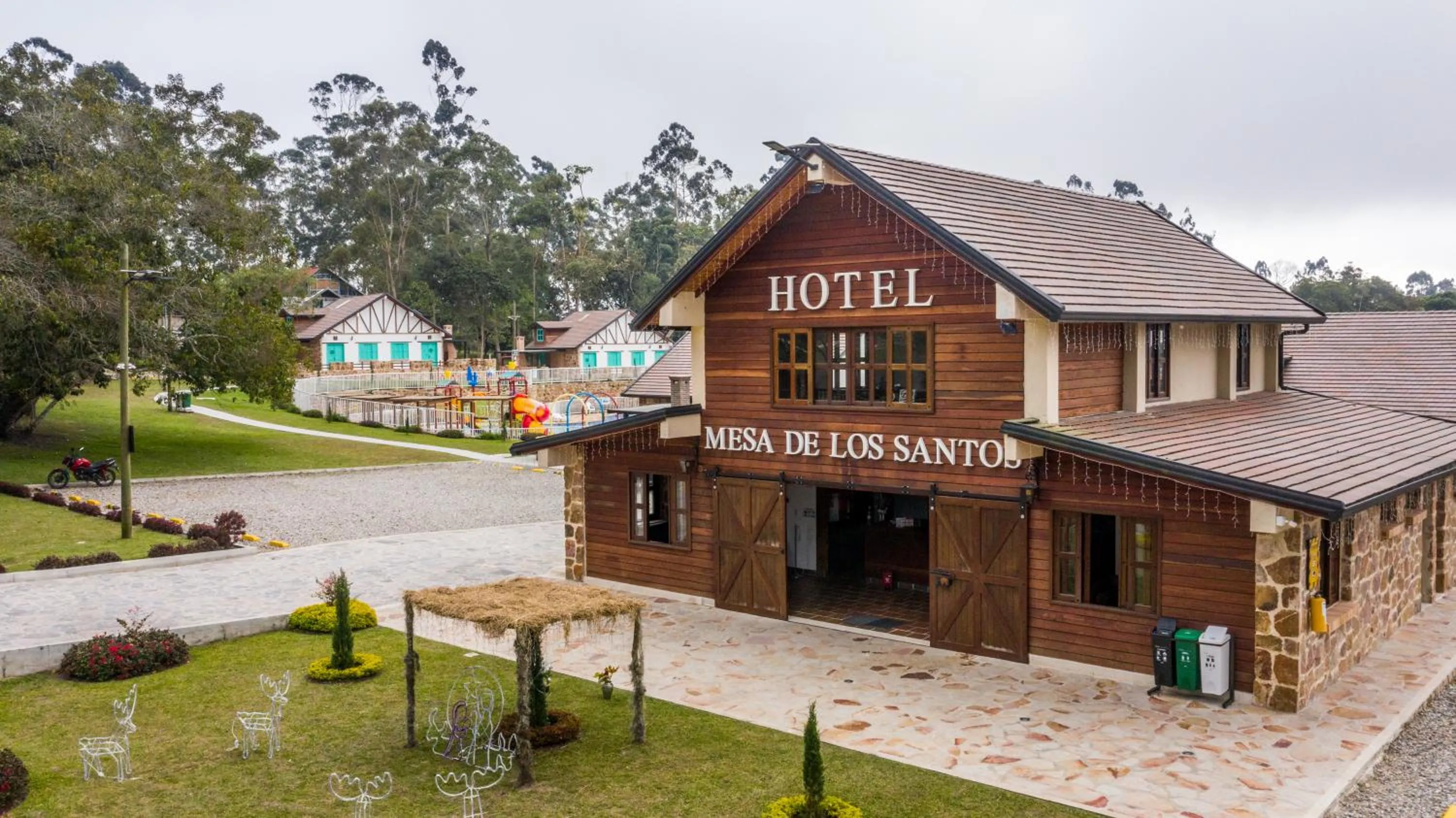 Property building in Hotel Mesa De Los Santos