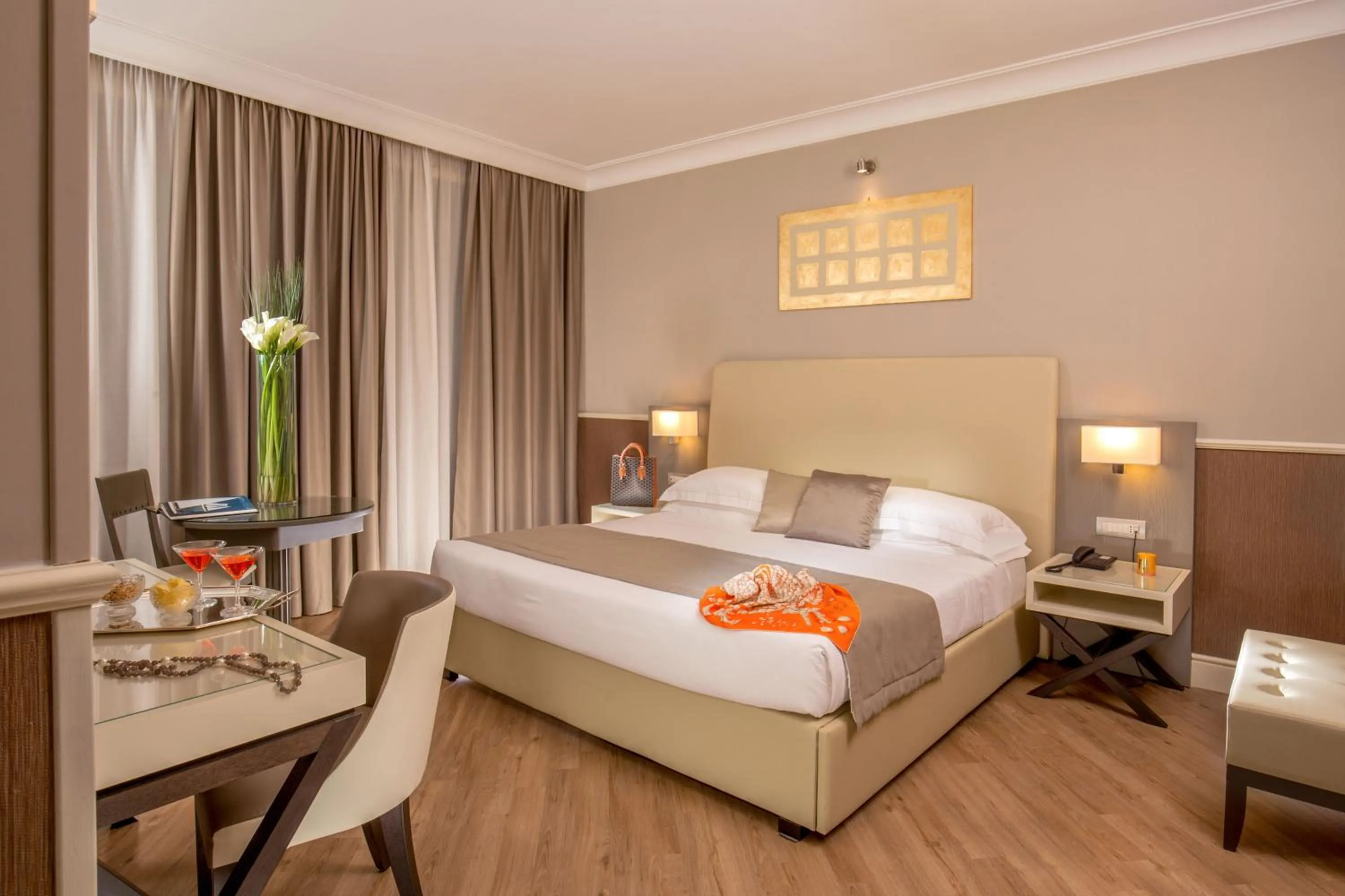 Bed in Ludovisi Palace Hotel