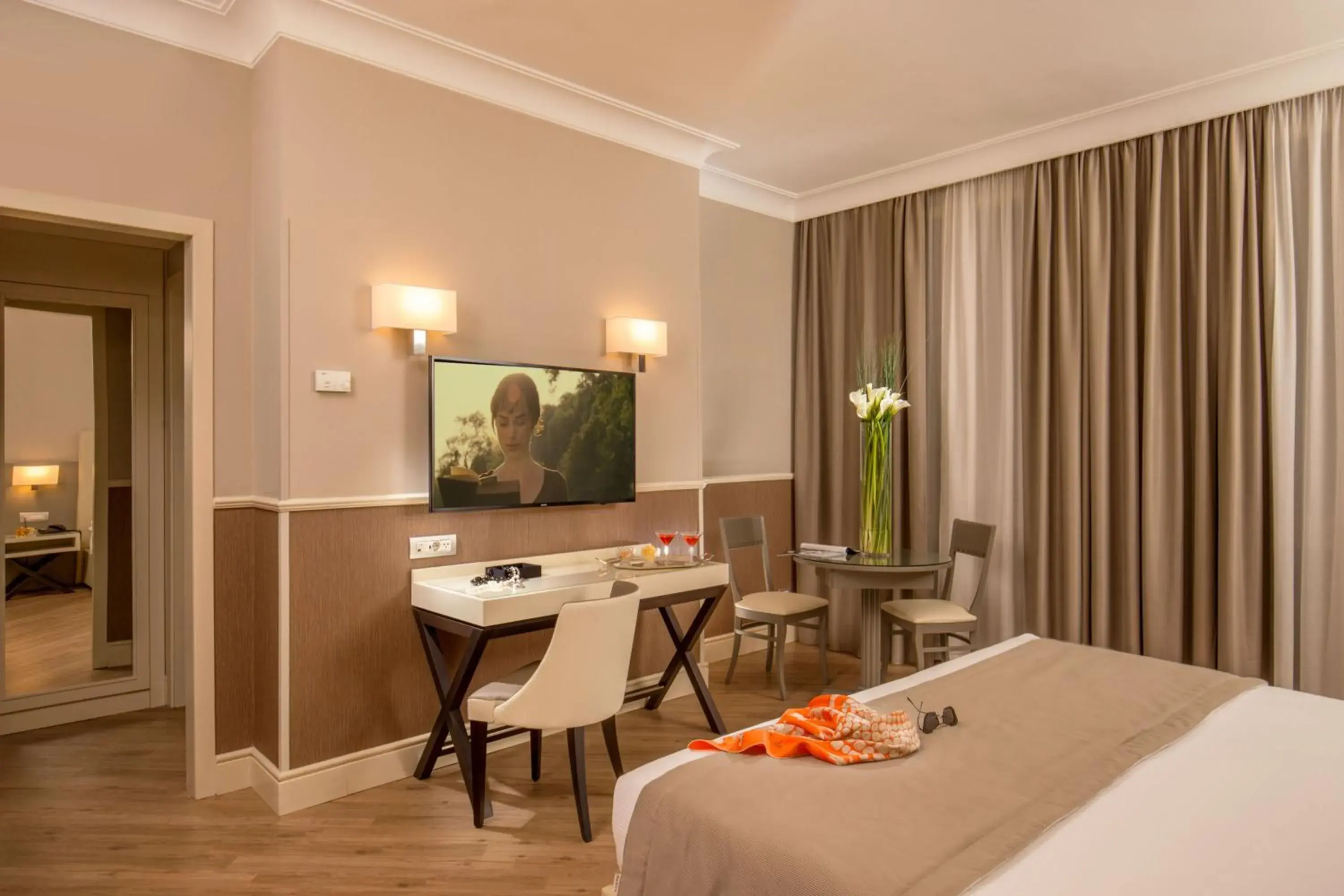 Bed in Ludovisi Palace Hotel Bed in Ludovisi Palace Hotel