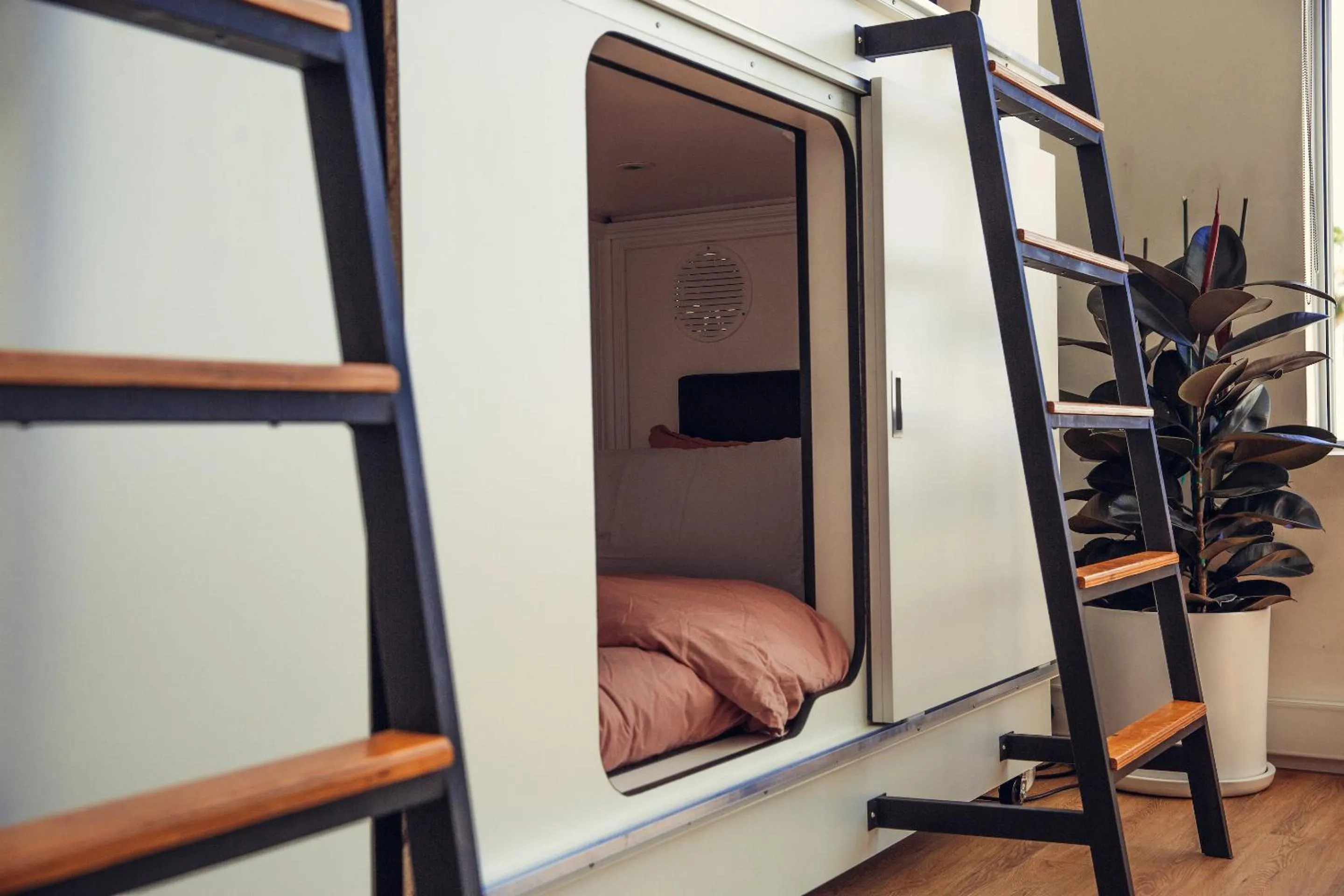 Bedroom, Bed in STAY OPEN Venice Beach