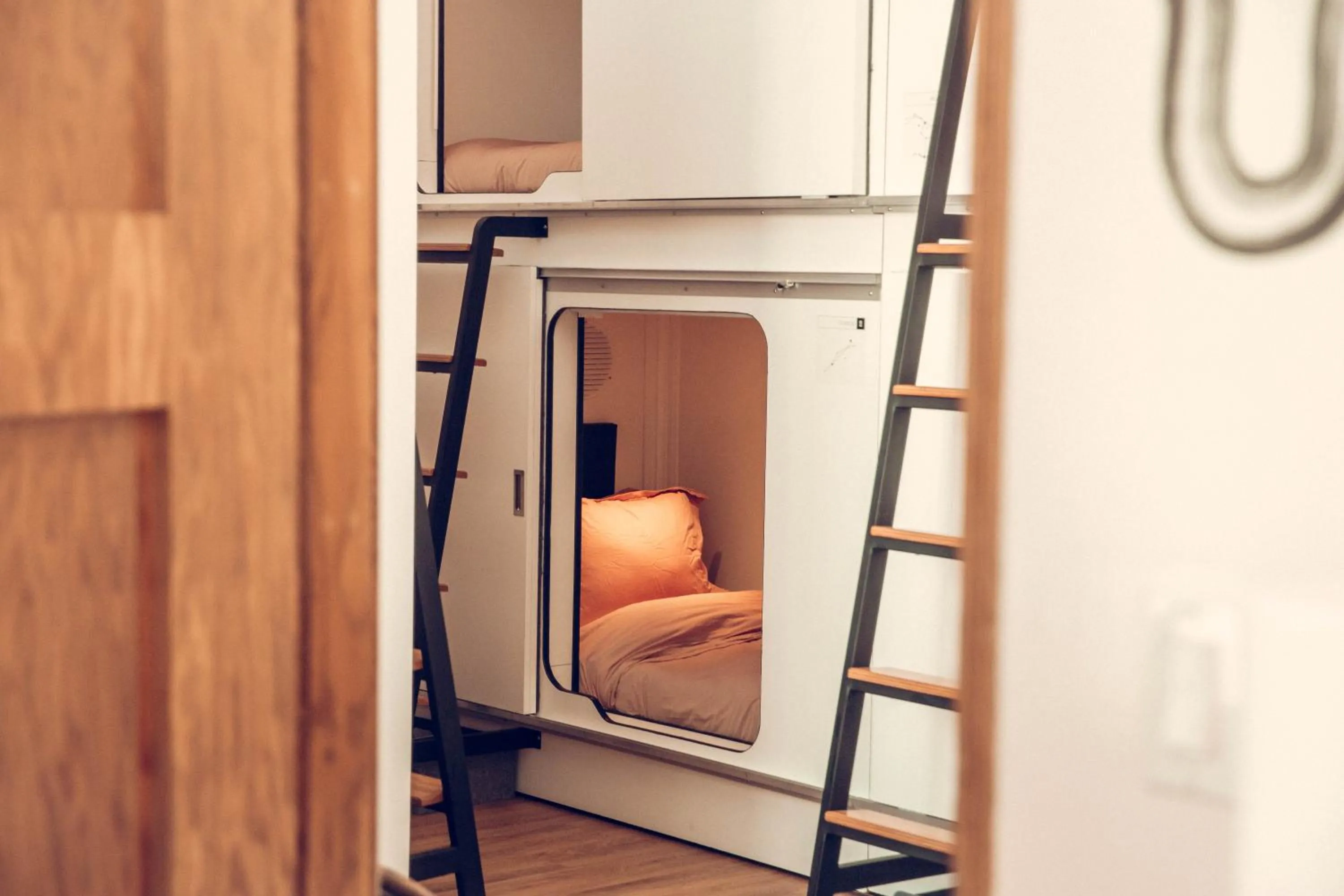 Bedroom, Bed in STAY OPEN Venice Beach