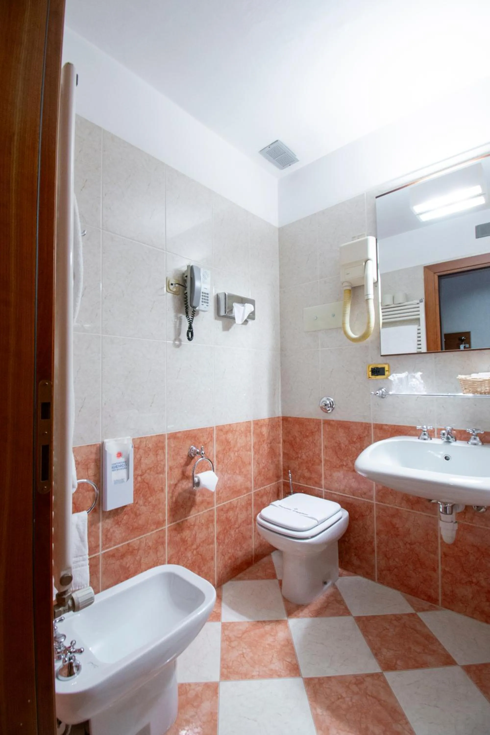 Bathroom in Hotel Excelsior San Marco