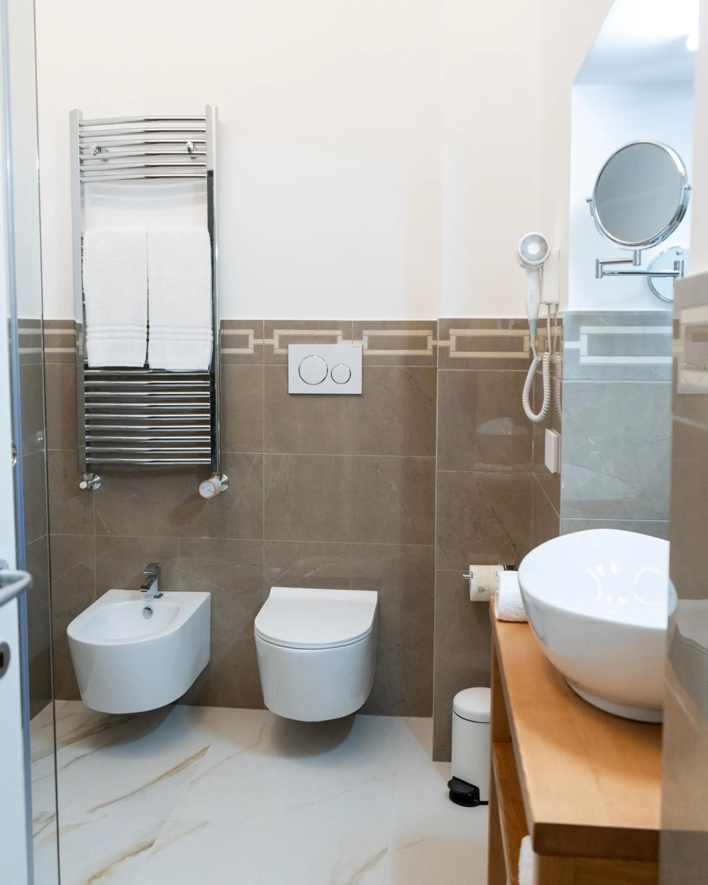 Bathroom in Hotel Diana