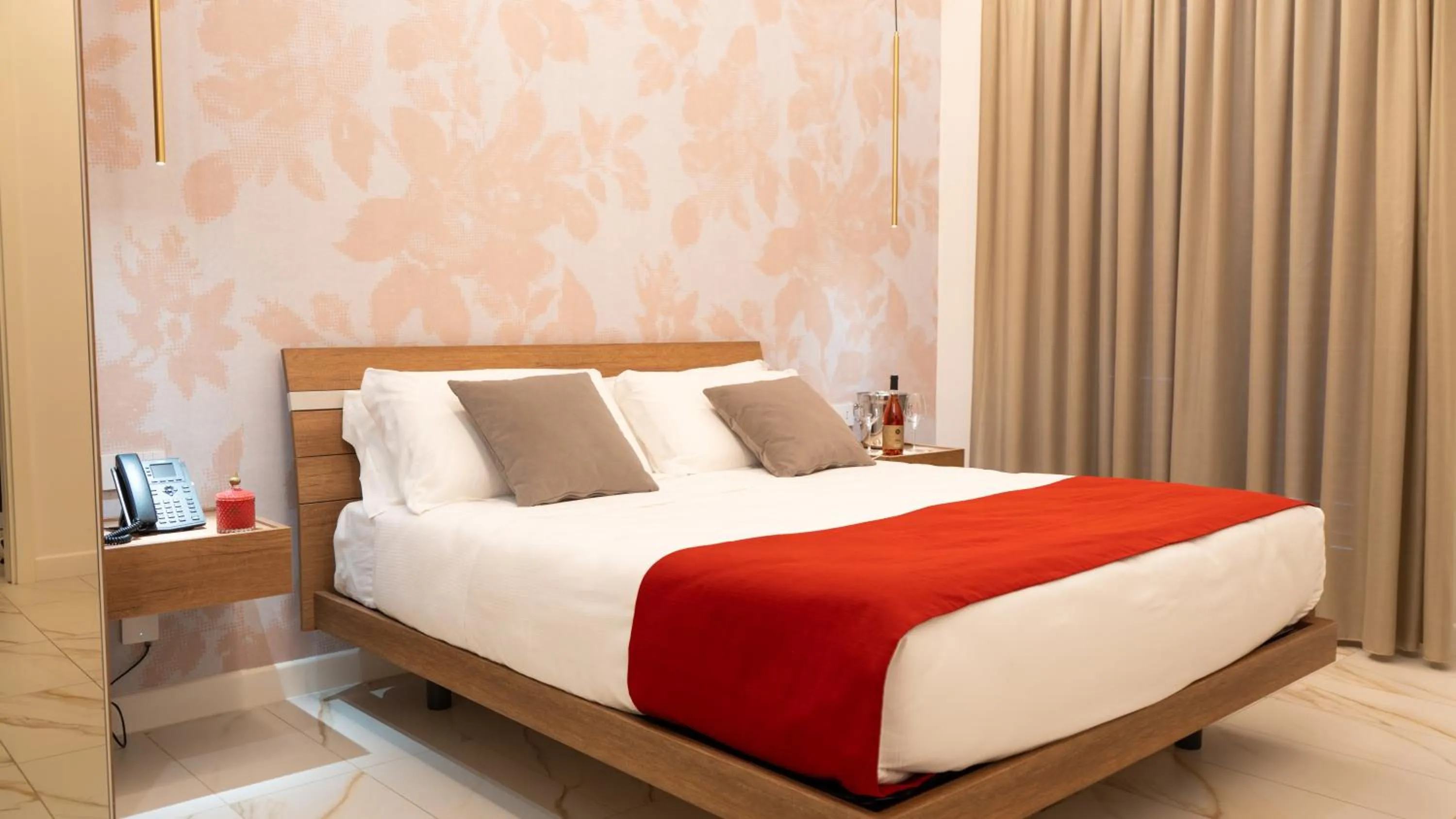 Photo of the whole room, Bed in Hotel Diana