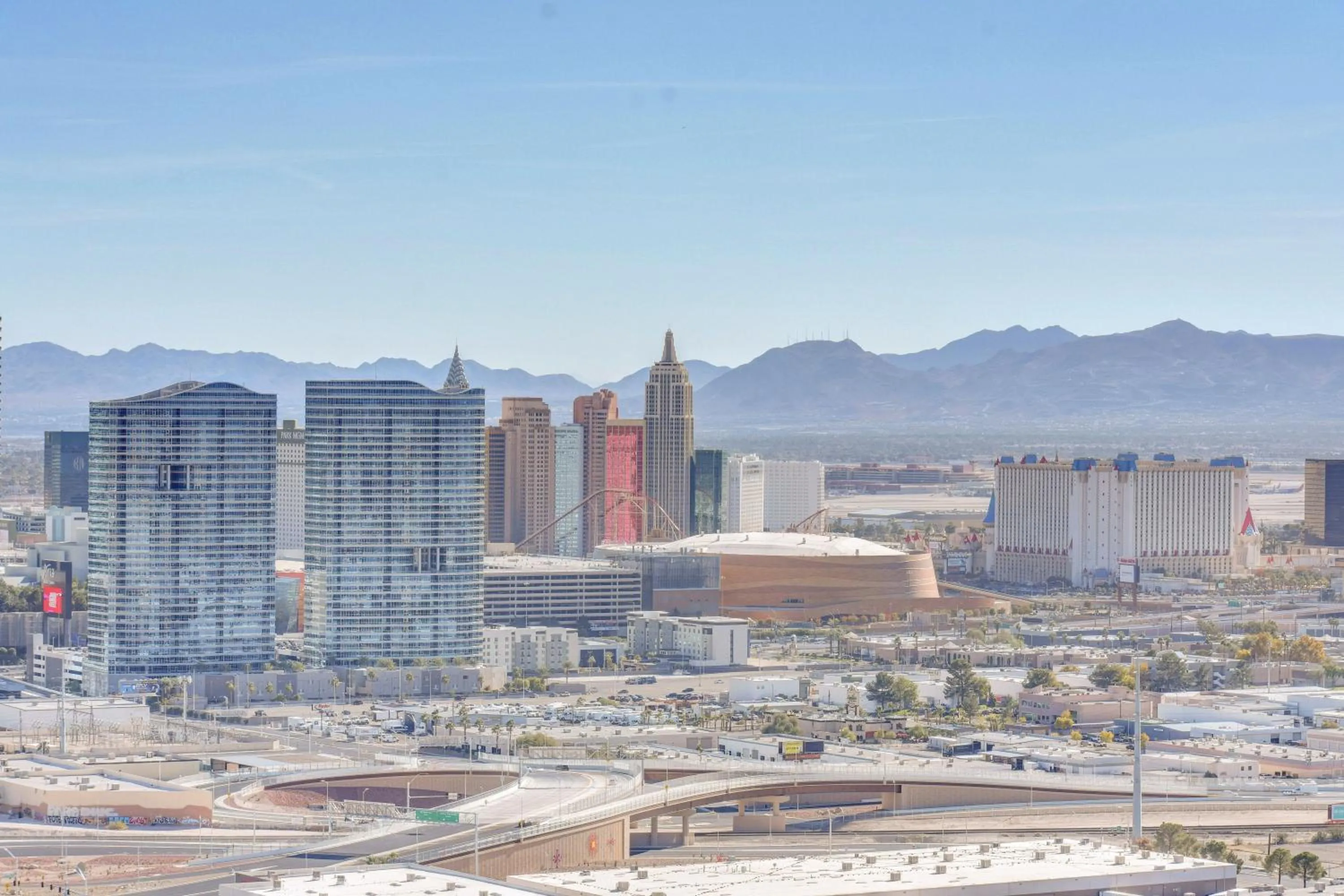 Private Luxury Panoramic Suite at Palms Place