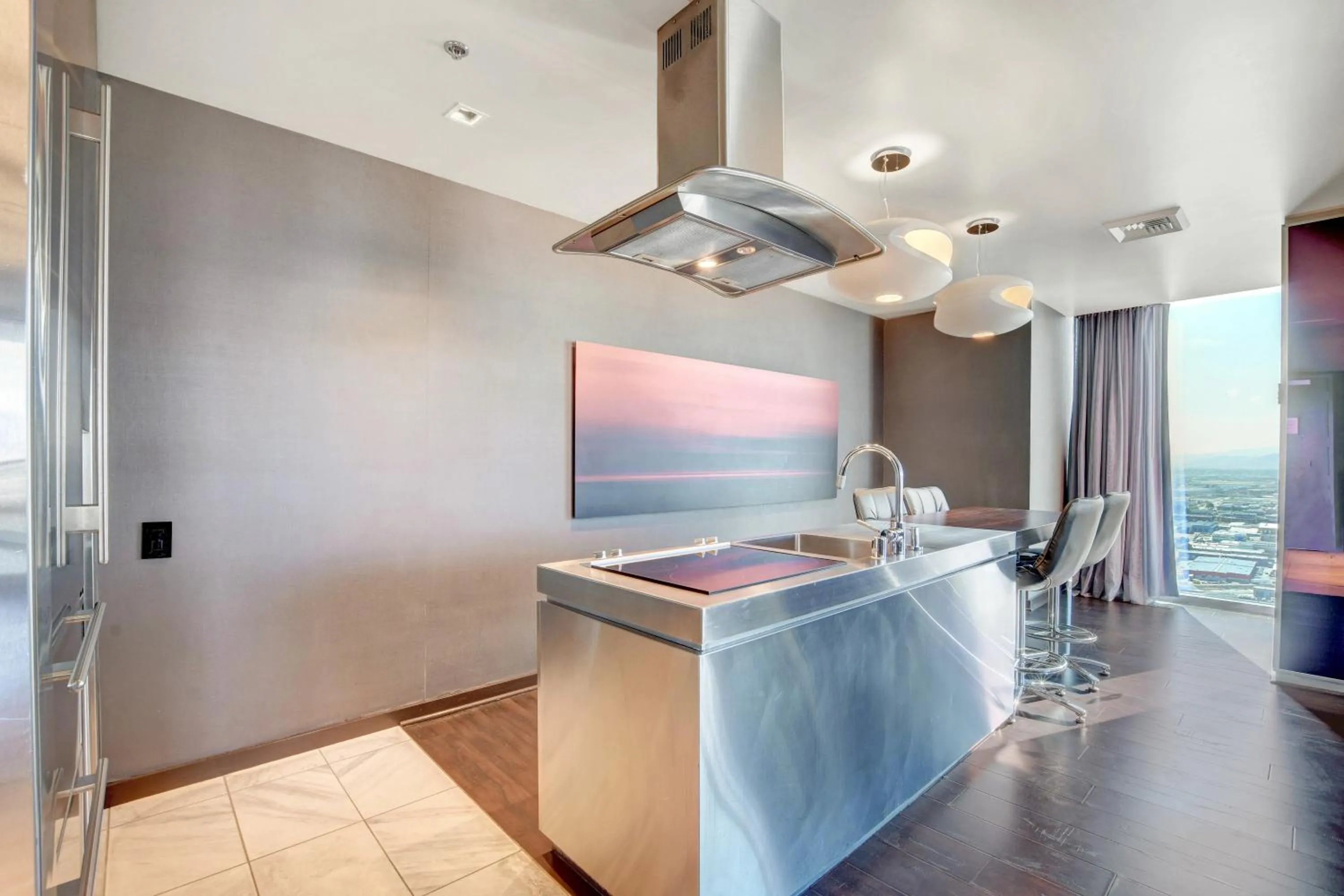 Kitchen or kitchenette in Private Luxury Panoramic Suite at Palms Place