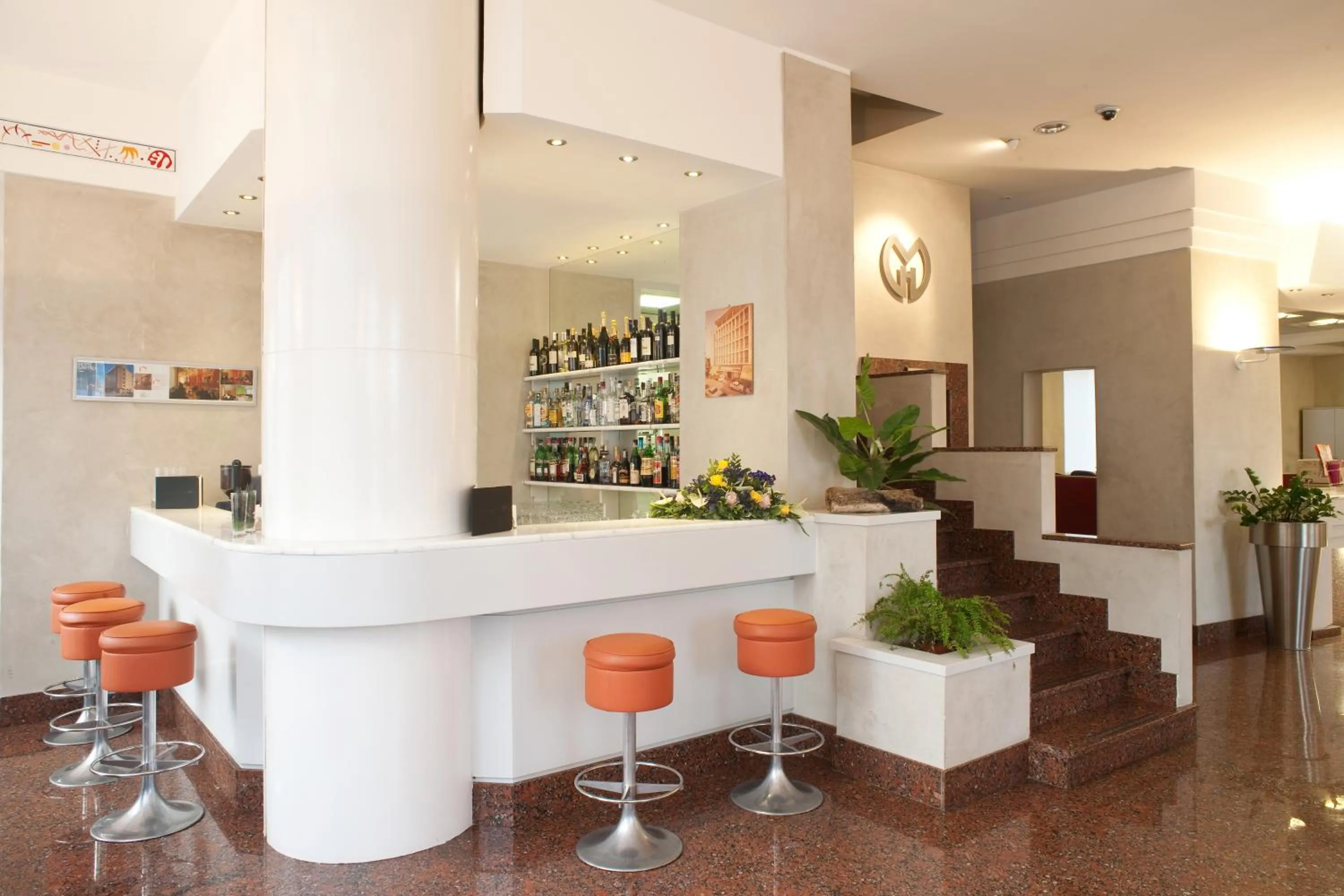 Lounge or bar in Hotel San Pietro