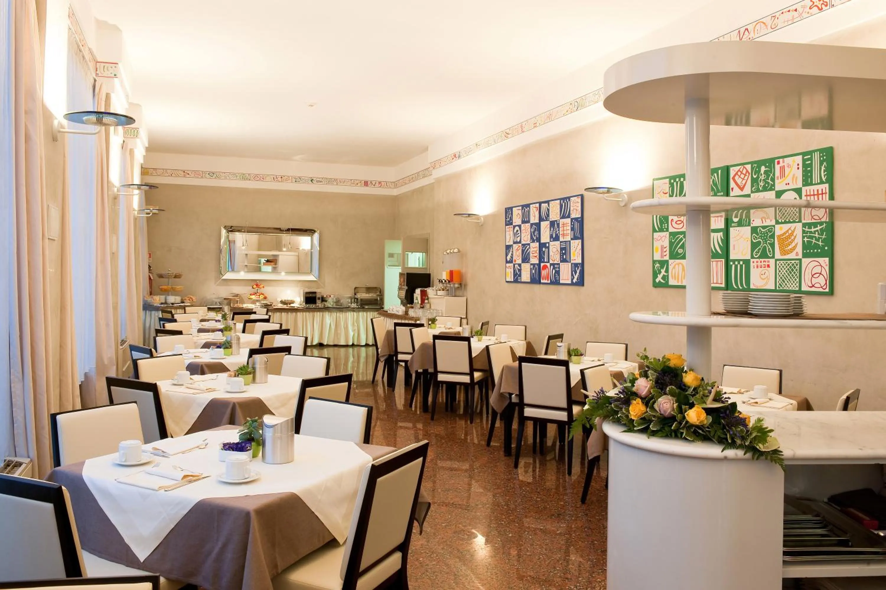 Restaurant/places to eat in Hotel San Pietro