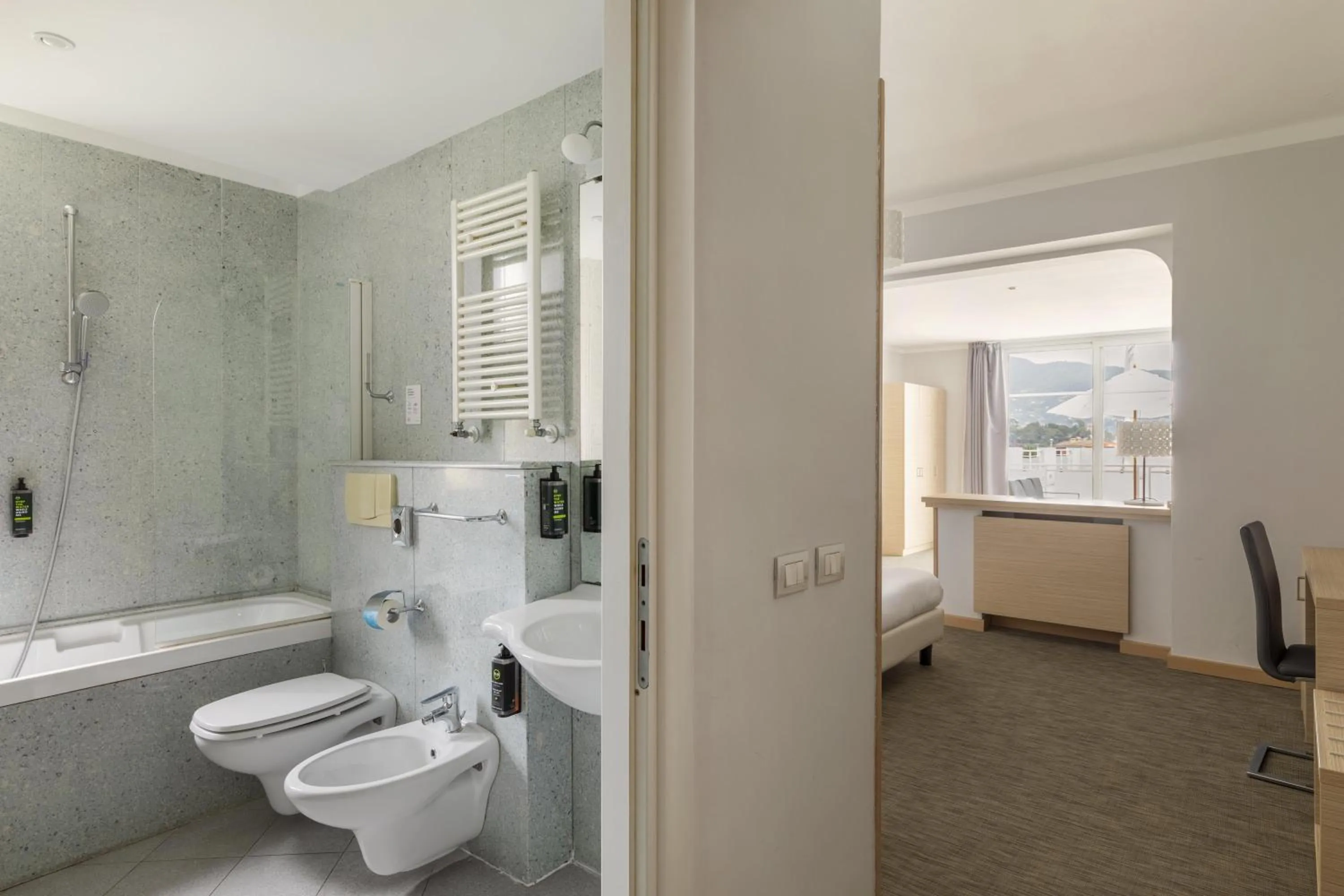 Bathroom in B&B Hotels Park Hotel Suisse Santa Margherita Ligure