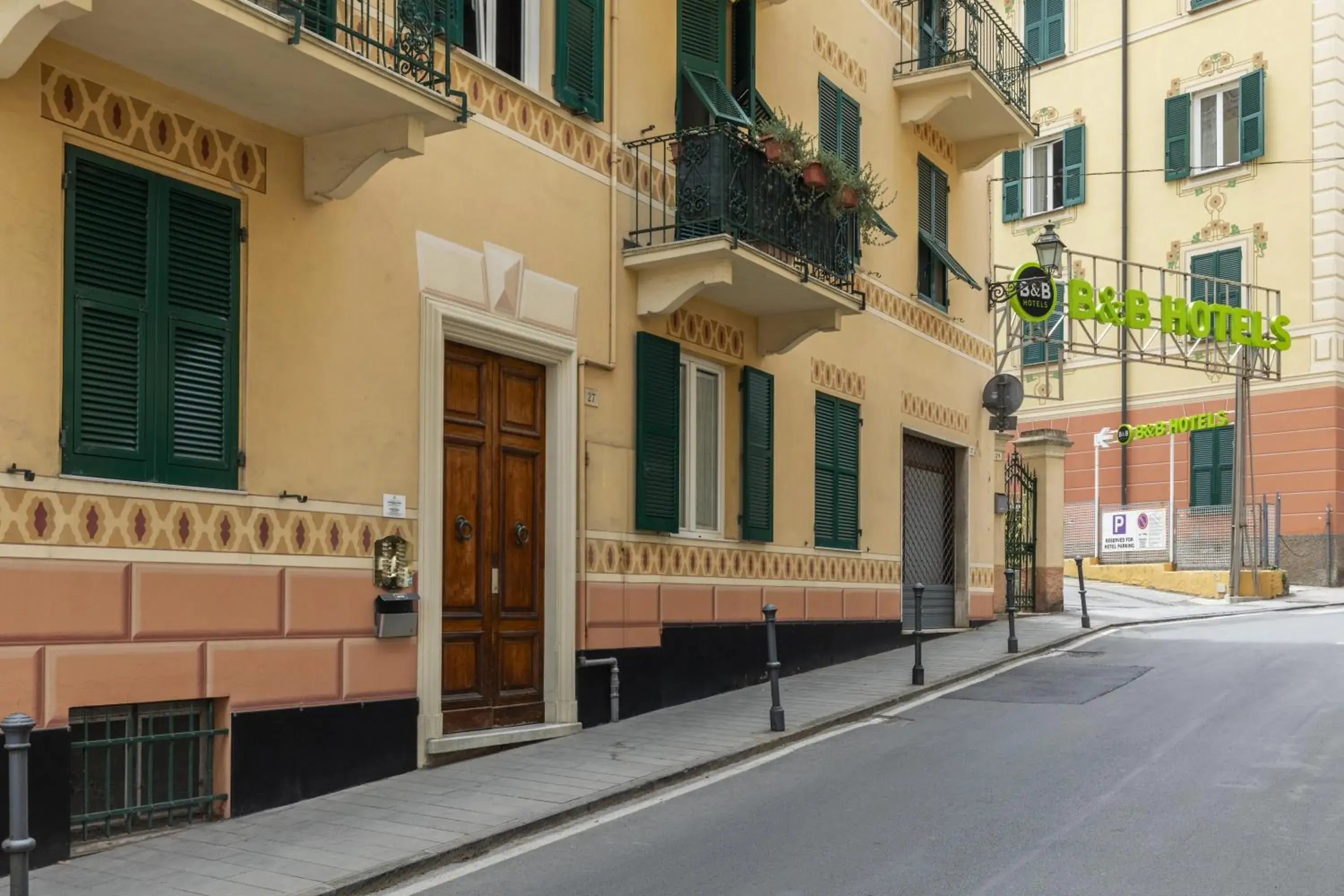 Property building in B&B Hotels Park Hotel Suisse Santa Margherita Ligure Property building in B&B Hotels Park Hotel Suisse Santa Margherita Ligure