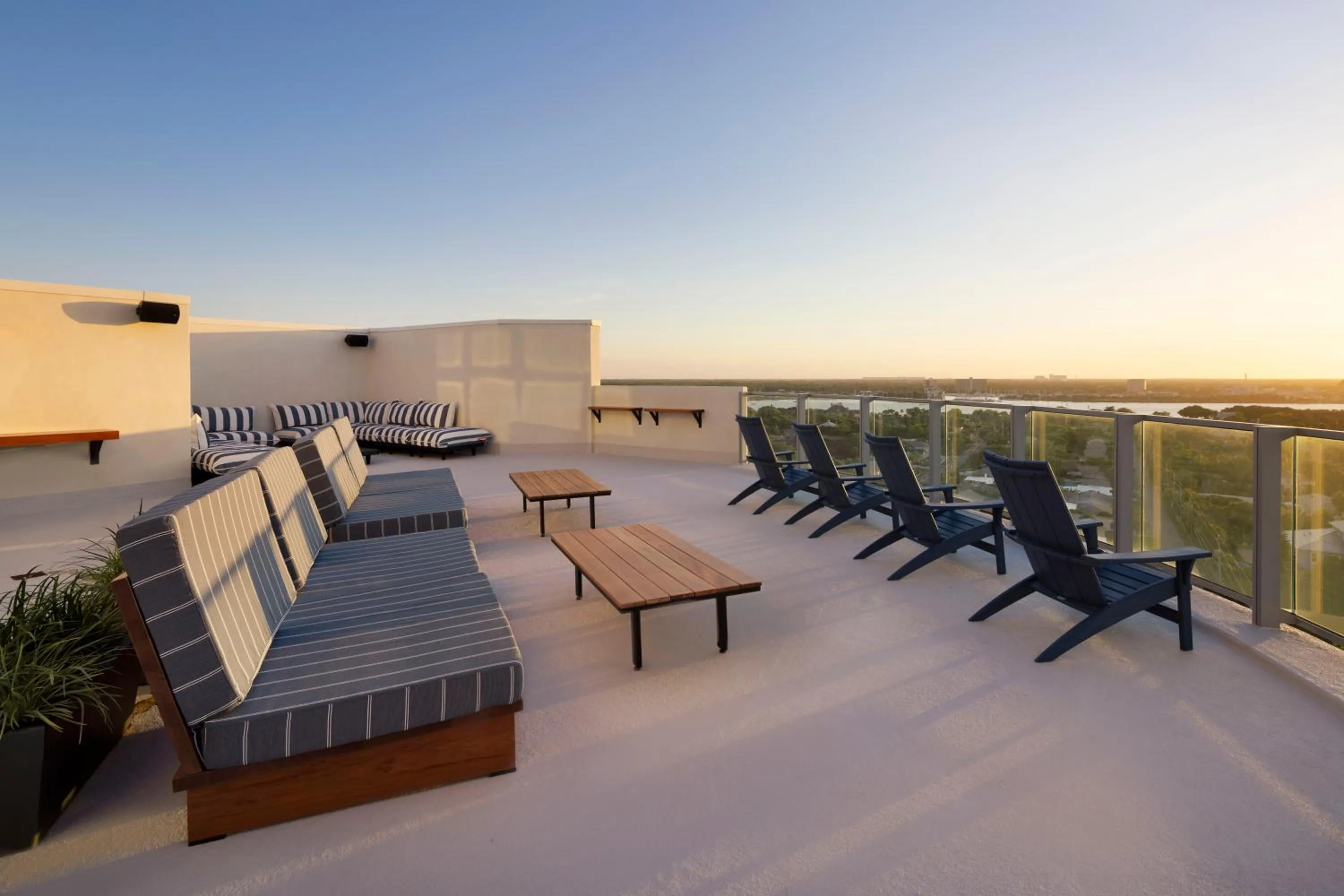 Balcony/Terrace in Max Beach Resort