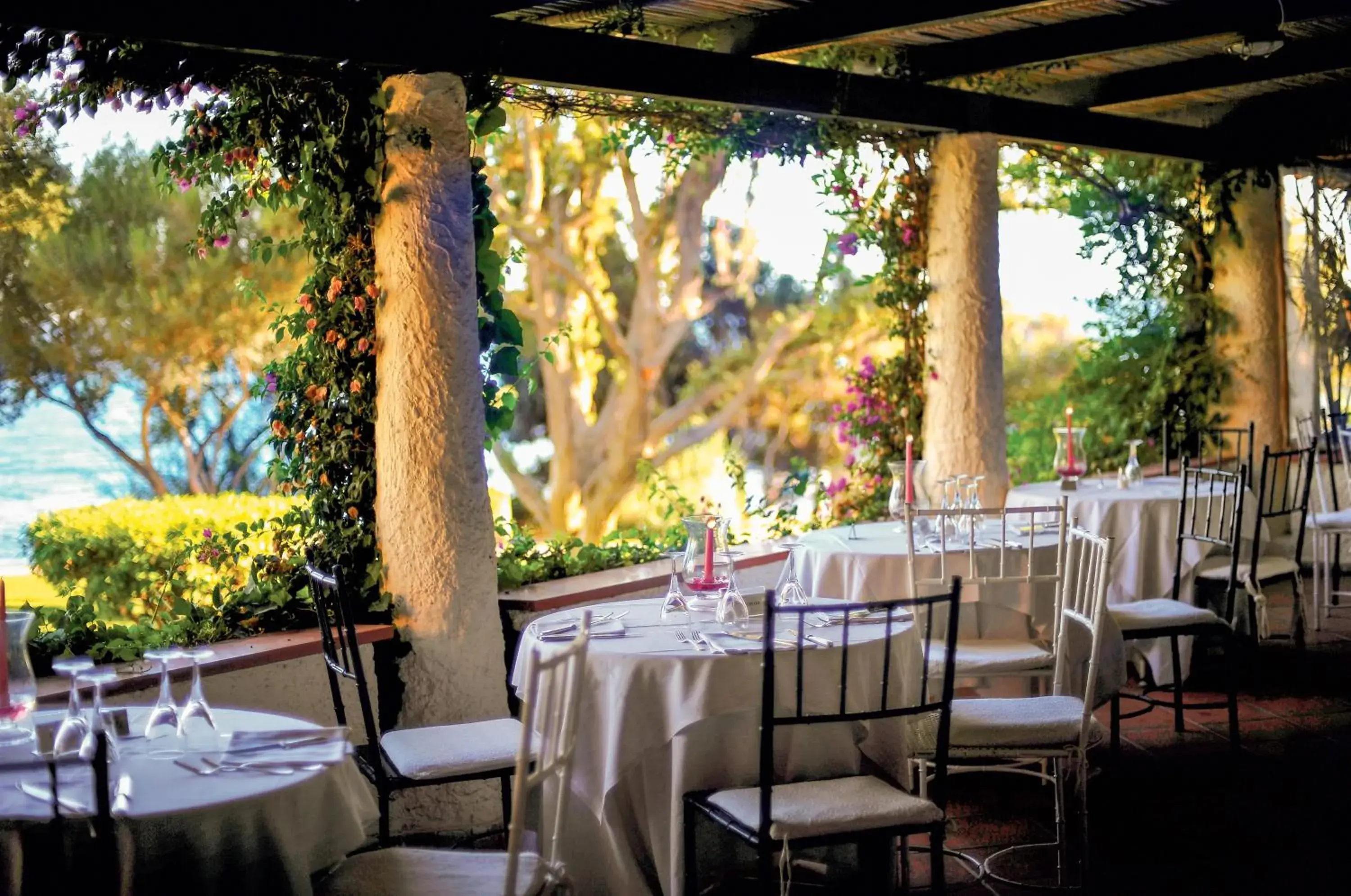 Restaurant/places to eat in Luna Sardinia Restaurant/places to eat in Luna Sardinia