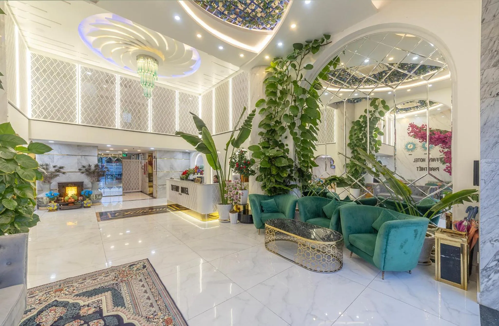 Lobby or reception in Tiffany Hotel & Restaurant