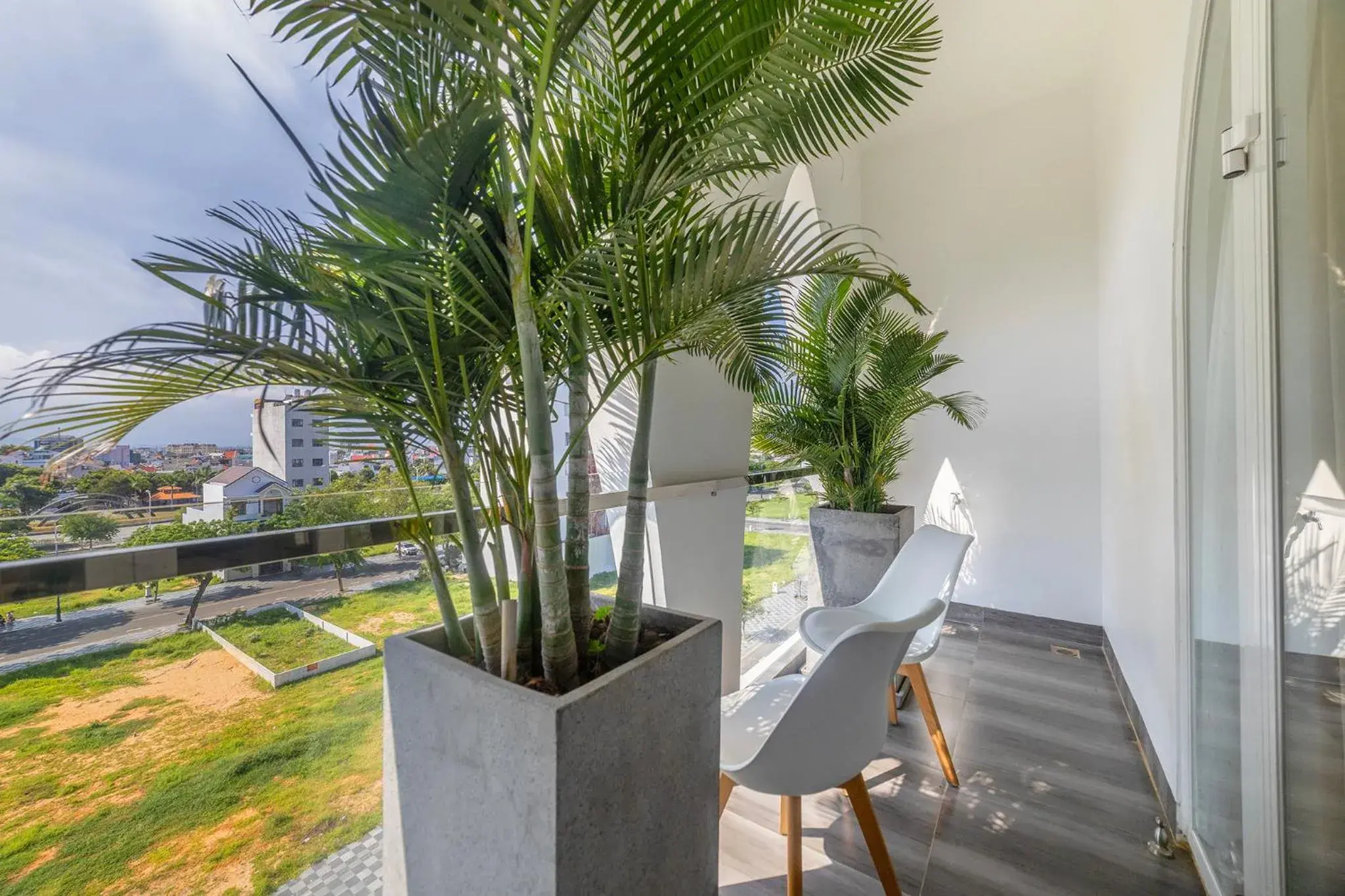 Balcony/Terrace in Tiffany Hotel & Restaurant Balcony/Terrace in Tiffany Hotel & Restaurant