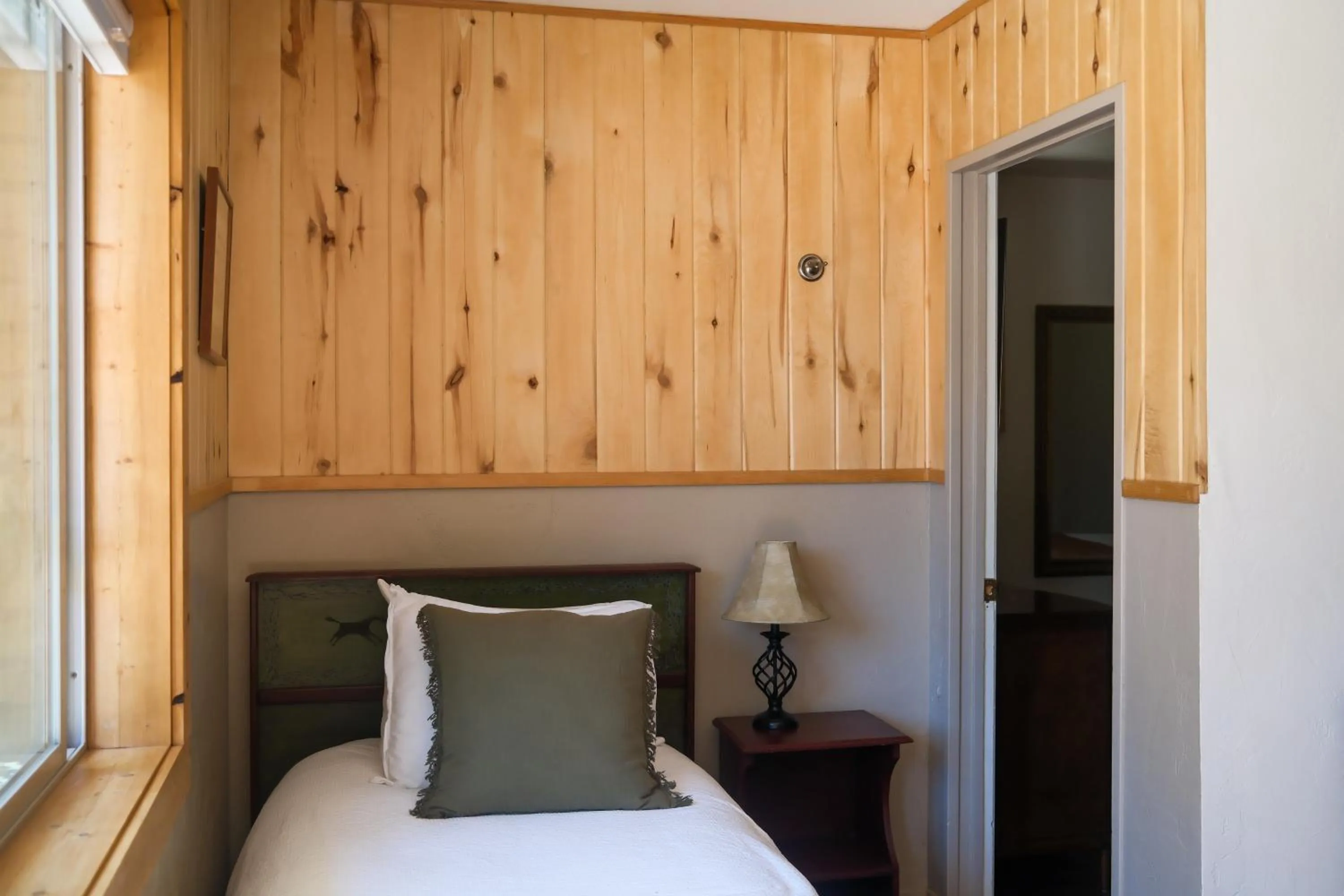 Bed in Rocky Mountain Inn