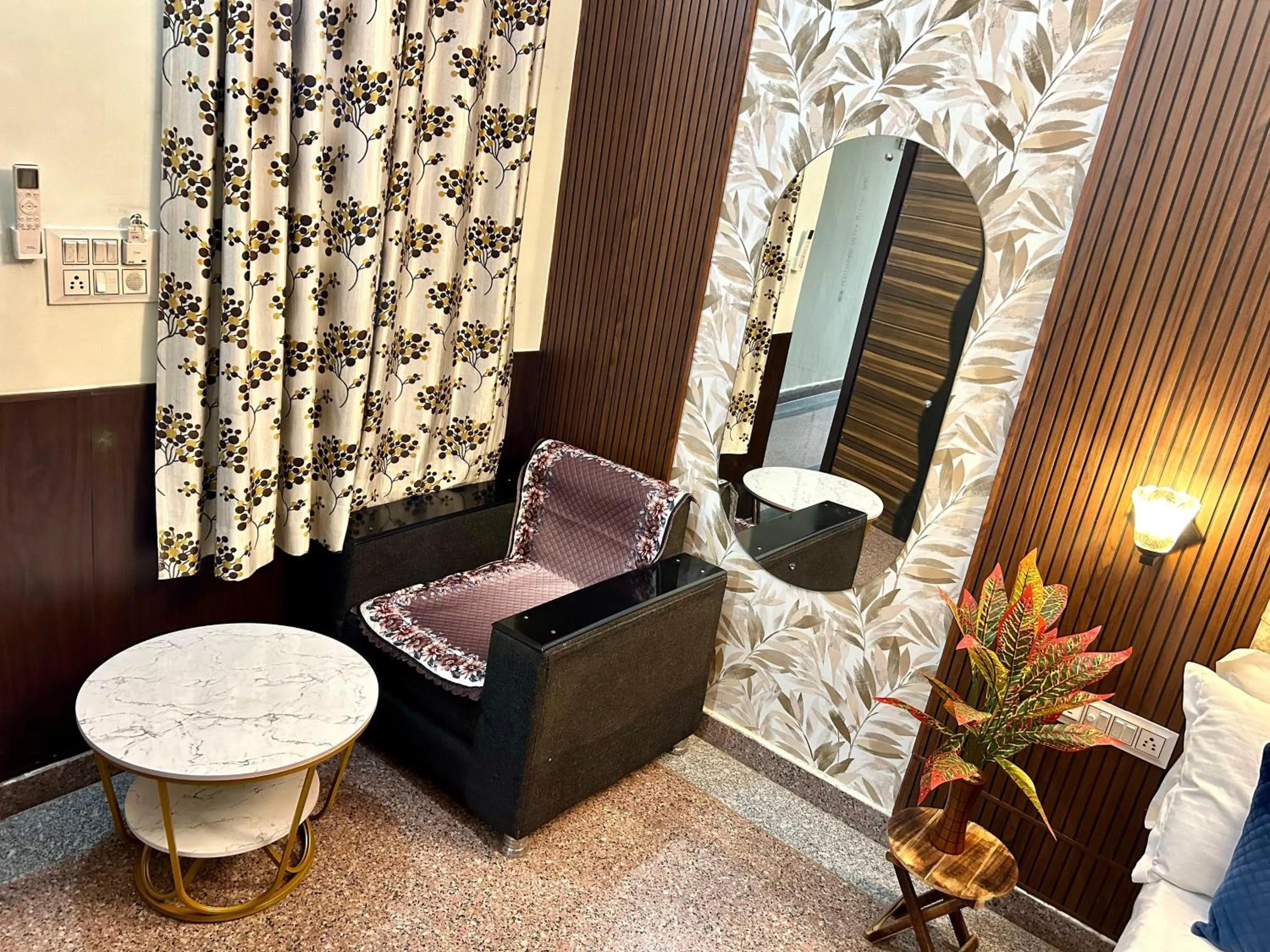 Bedroom in ASHOKA PALACE