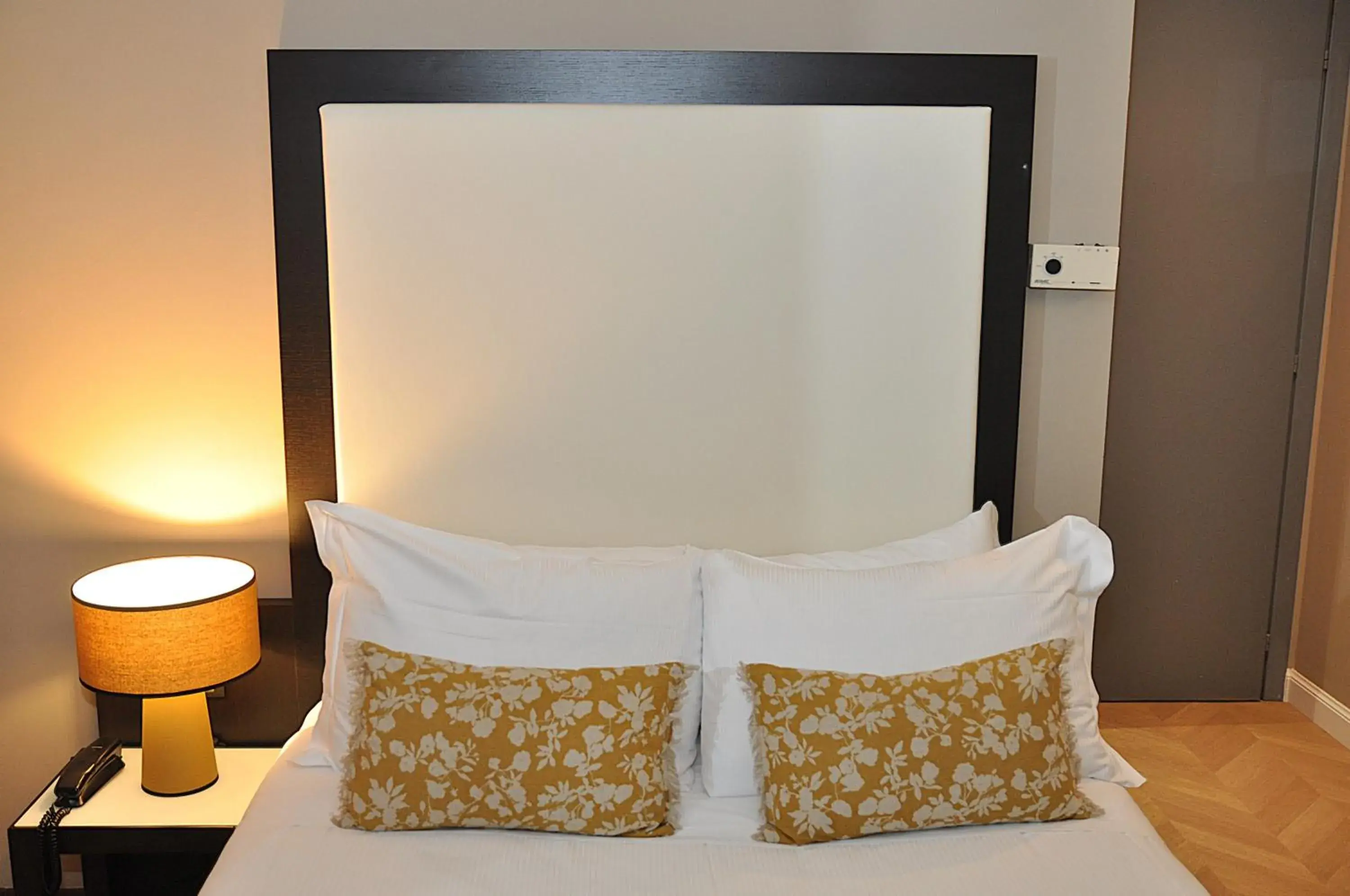 Bedroom, Bed in Hotel Comtur Bedroom, Bed in Hotel Comtur