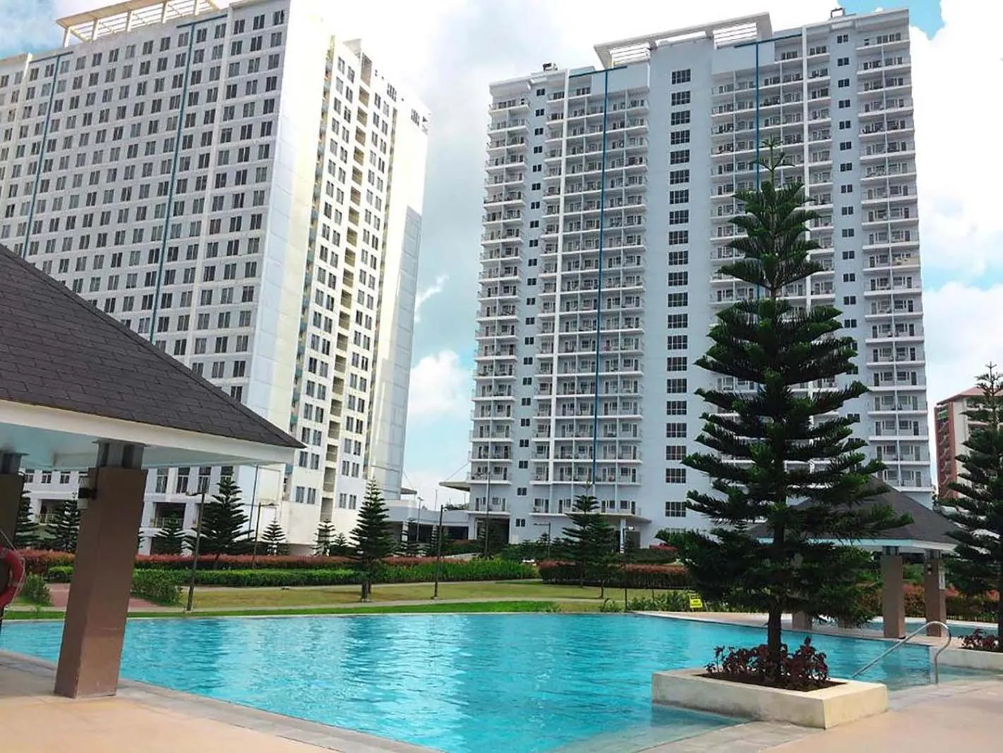 Swimming pool in The Place SMDC Wind Residences Tagaytay