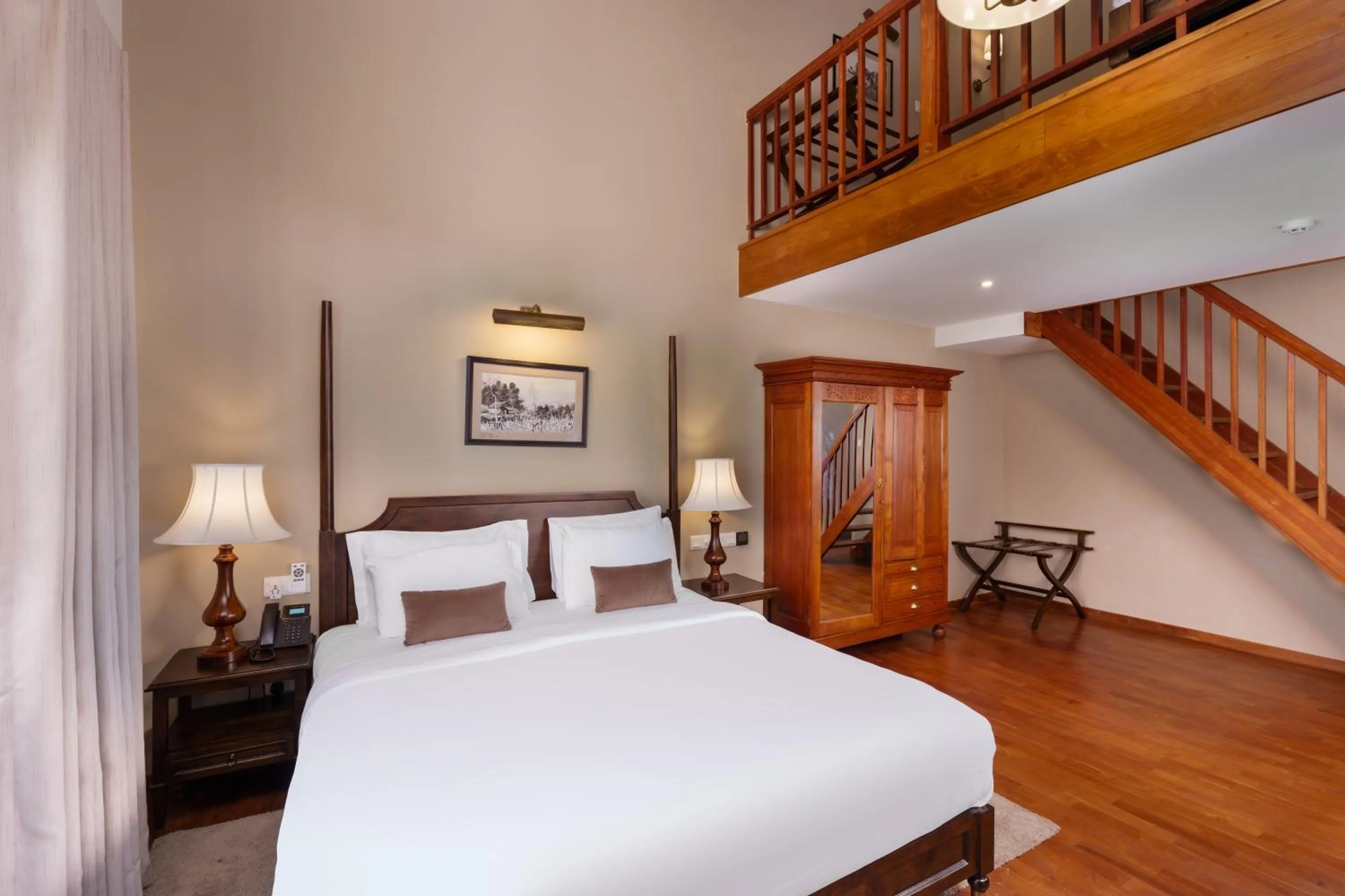 Bed in Chimneys Nuwara Eliya