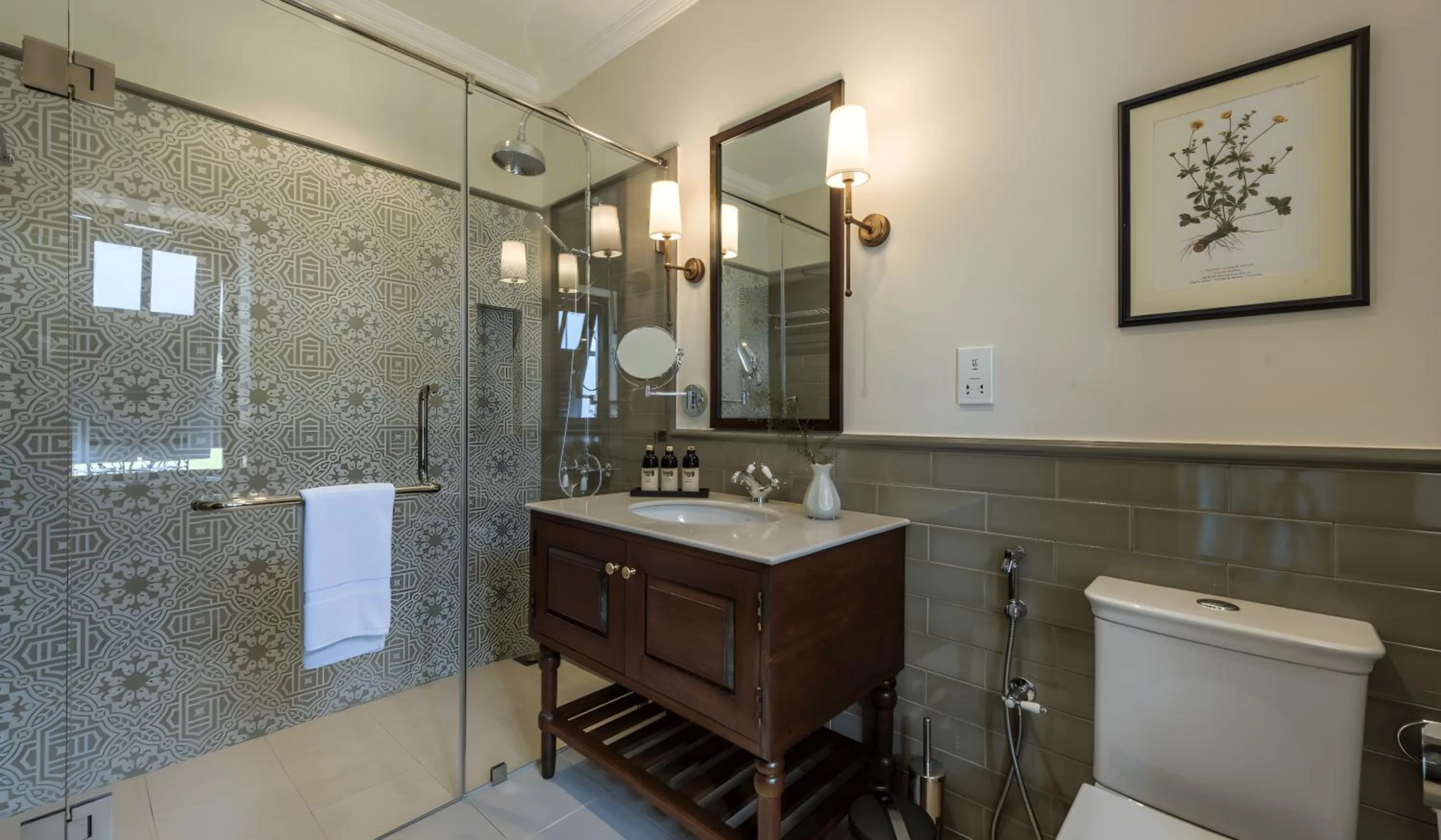 Toilet in Chimneys Nuwara Eliya