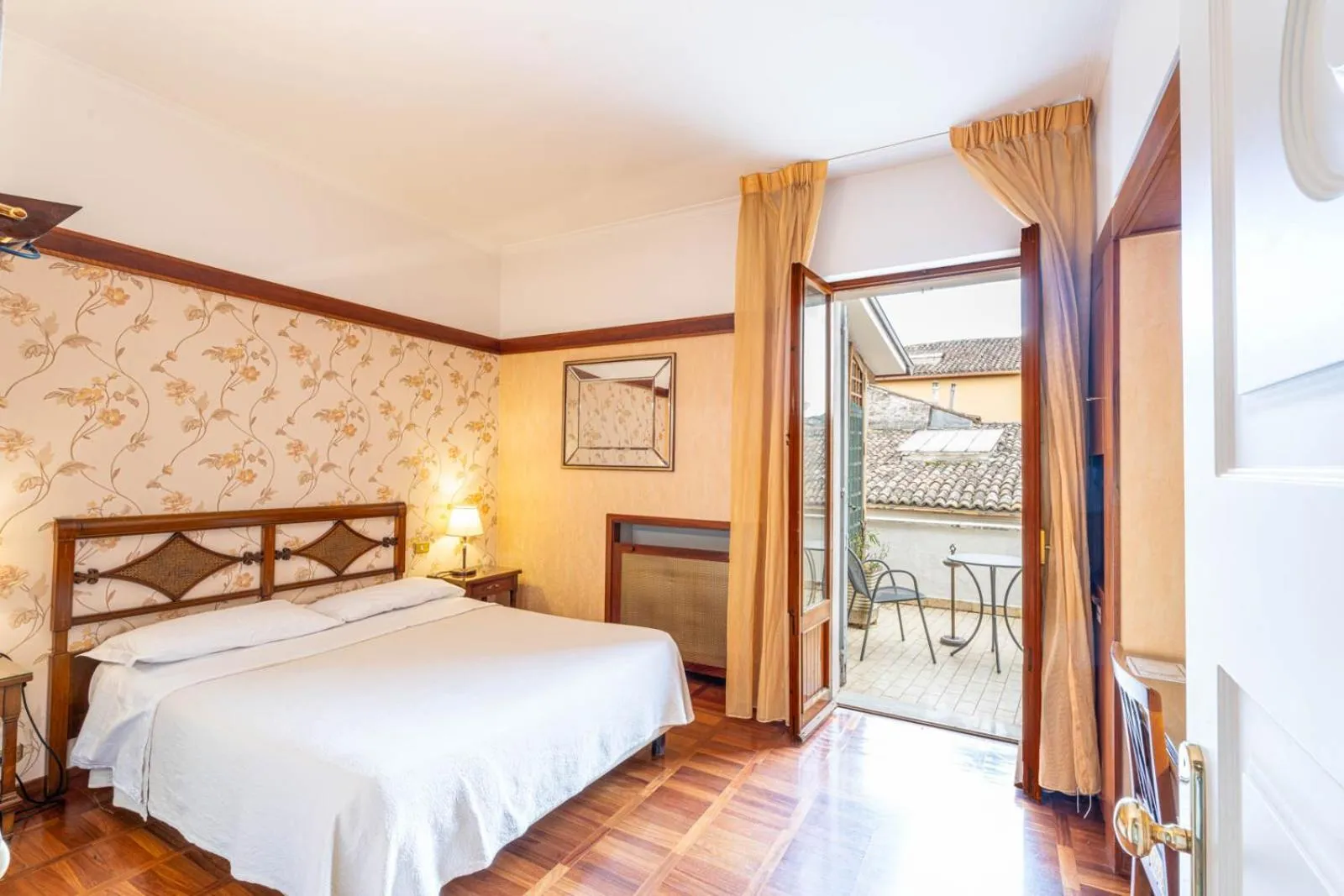 Bed in Hotel&Ristorante Miramonti Palazzo Storico