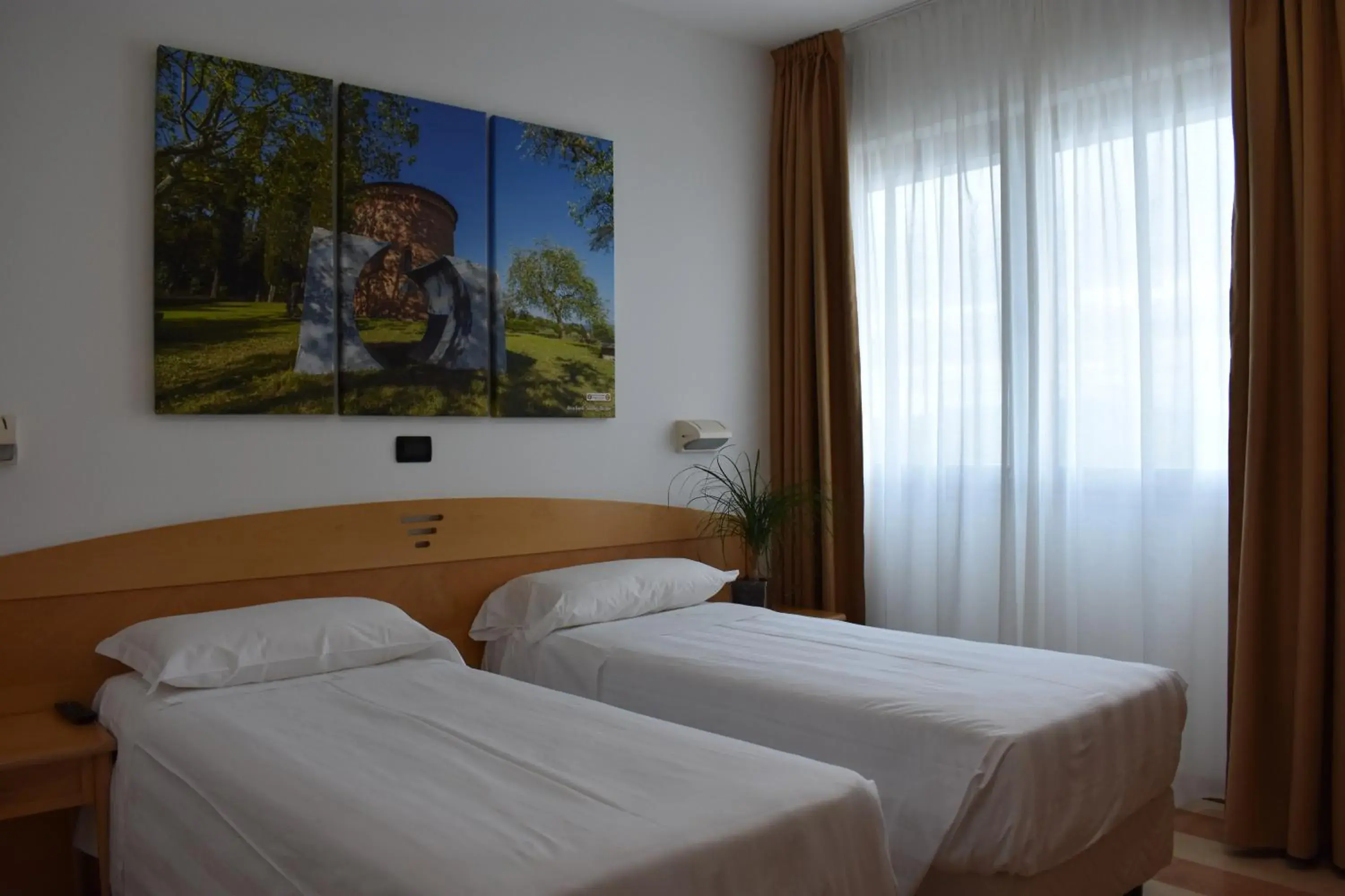 Twin Room in Hotel Portavaldera Twin Room in Hotel Portavaldera