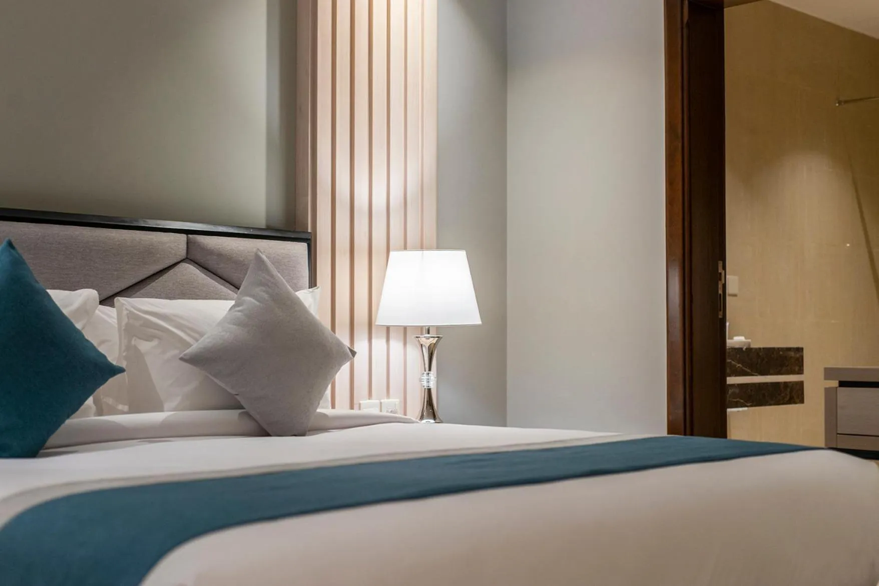 Bed in Enala Hotel Apartments- Tabuk