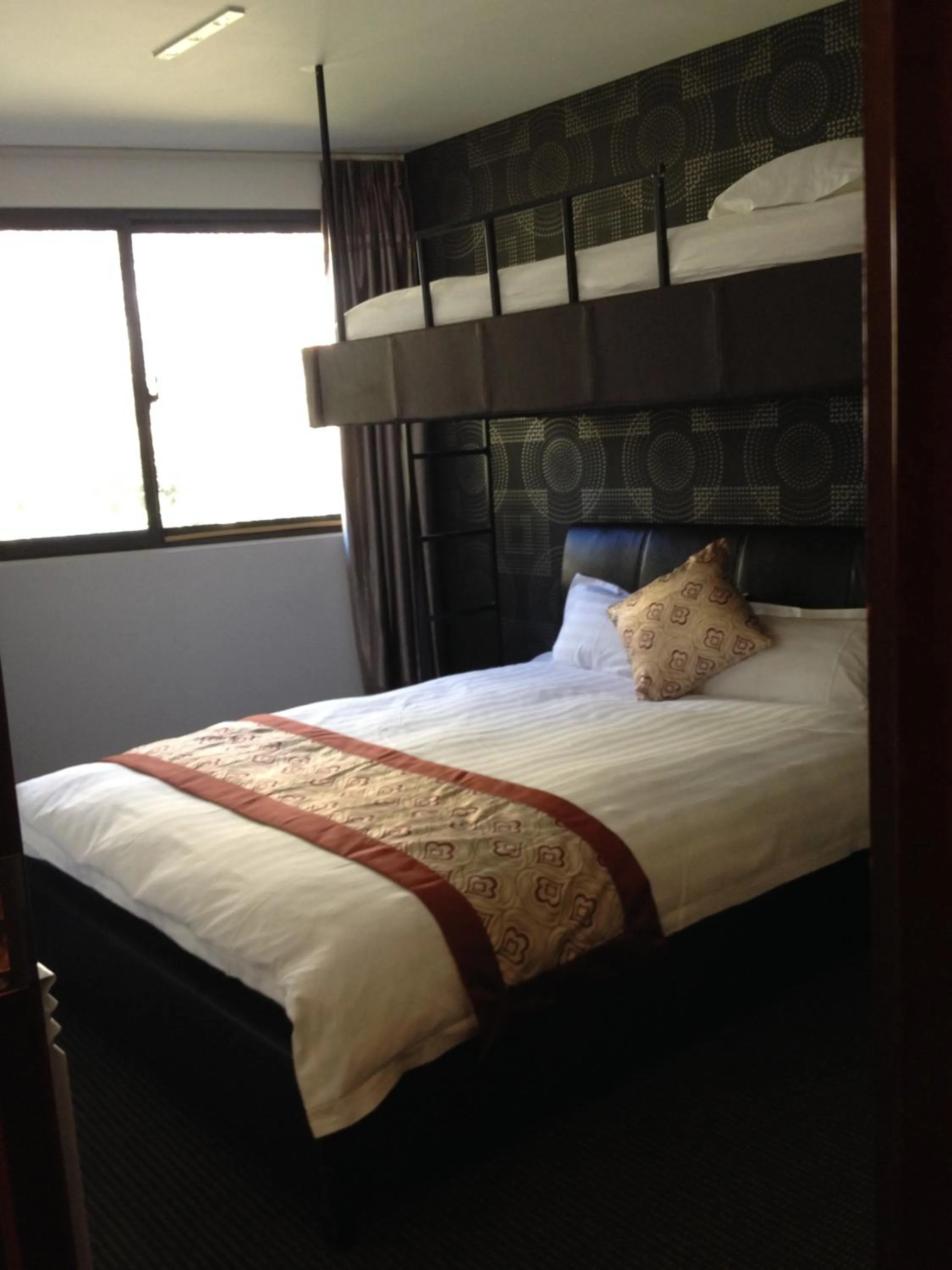 Bed in Duck Inn Mt Buller