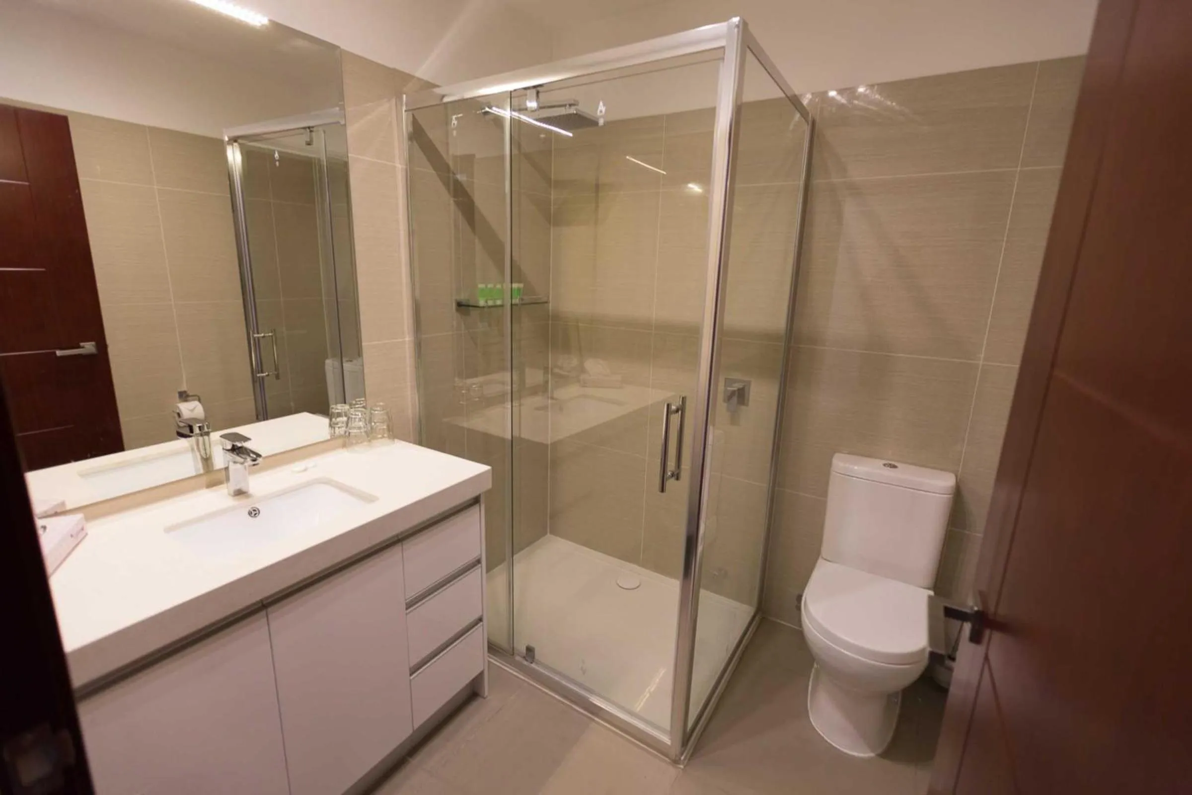 Shower in Duck Inn Mt Buller