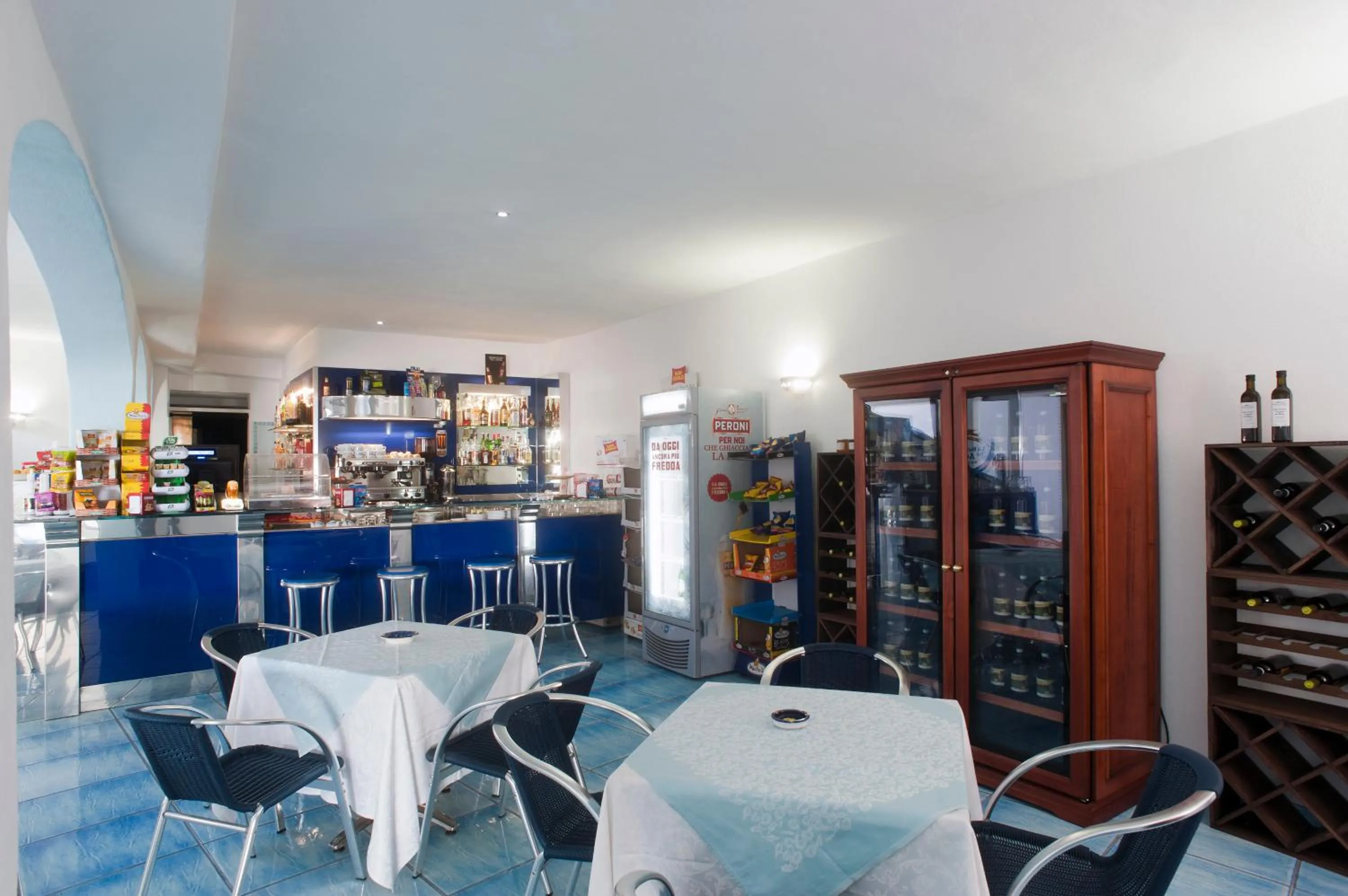 Lounge or bar in Residence Hotel La Rotonda Sul Mare