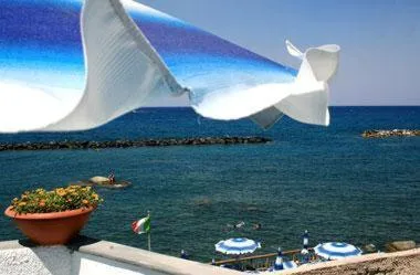 Day in Residence Hotel La Rotonda Sul Mare
