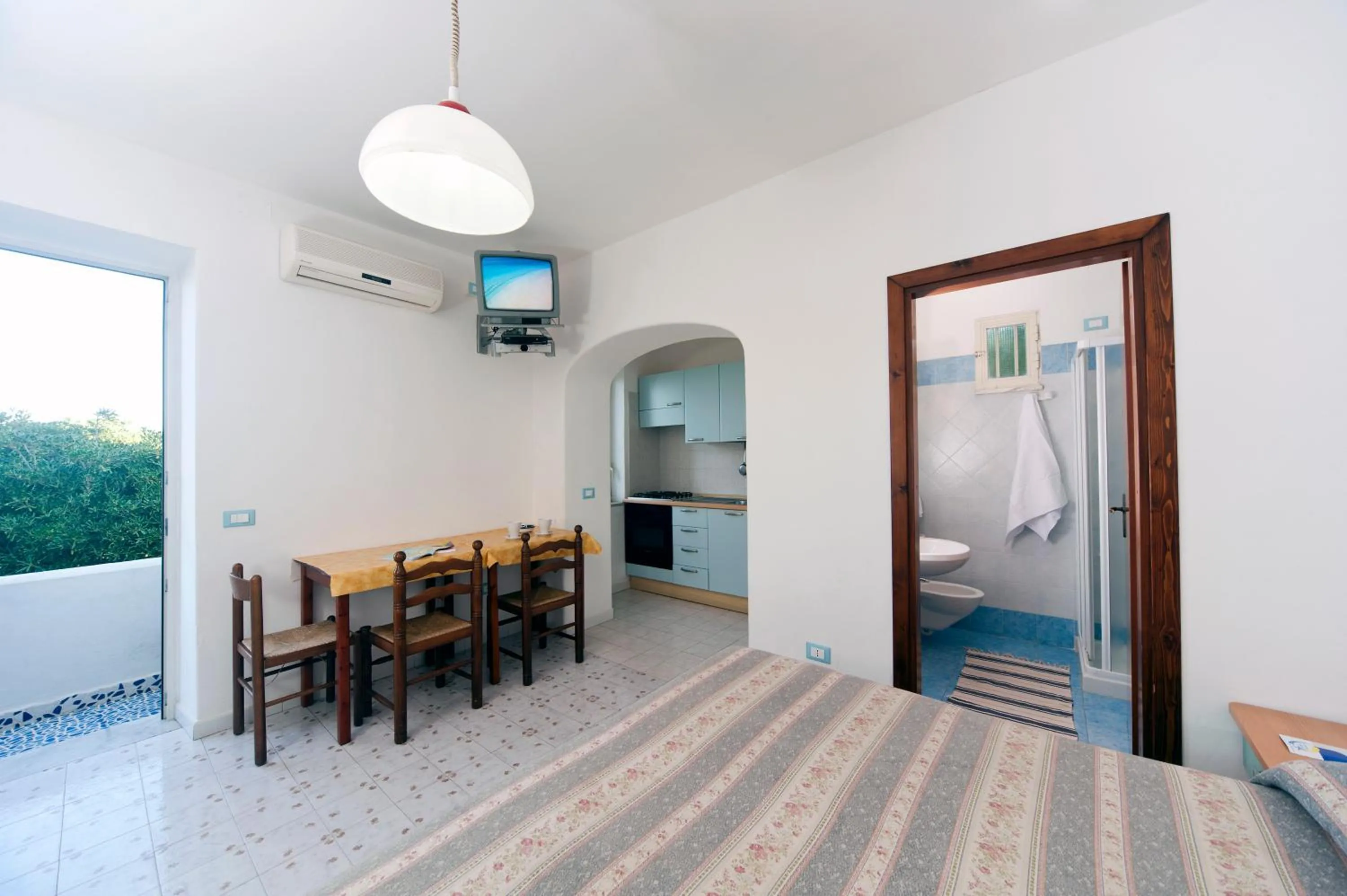 Dining area, Bed in Residence Hotel La Rotonda Sul Mare