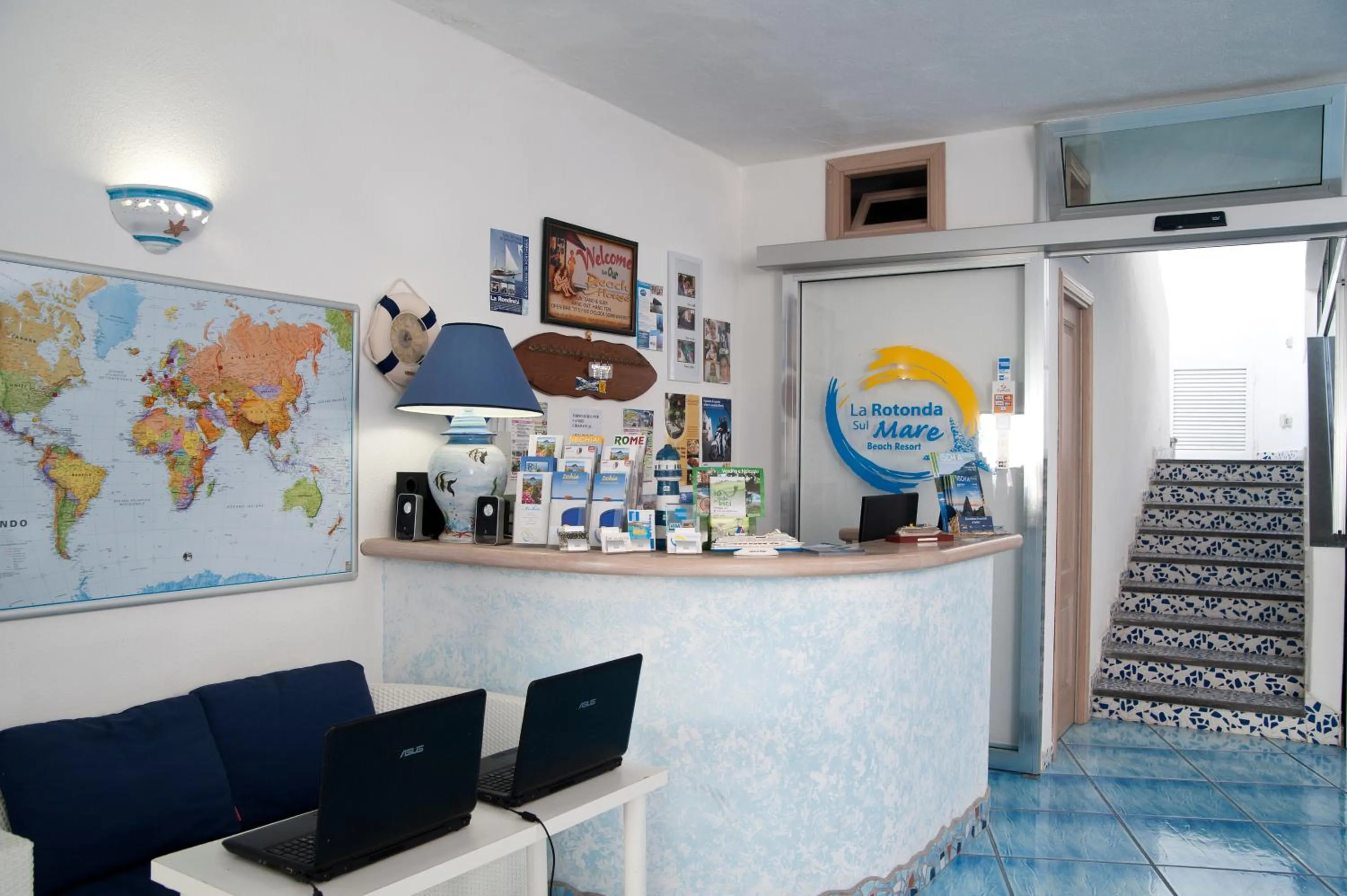 Lobby or reception in Residence Hotel La Rotonda Sul Mare