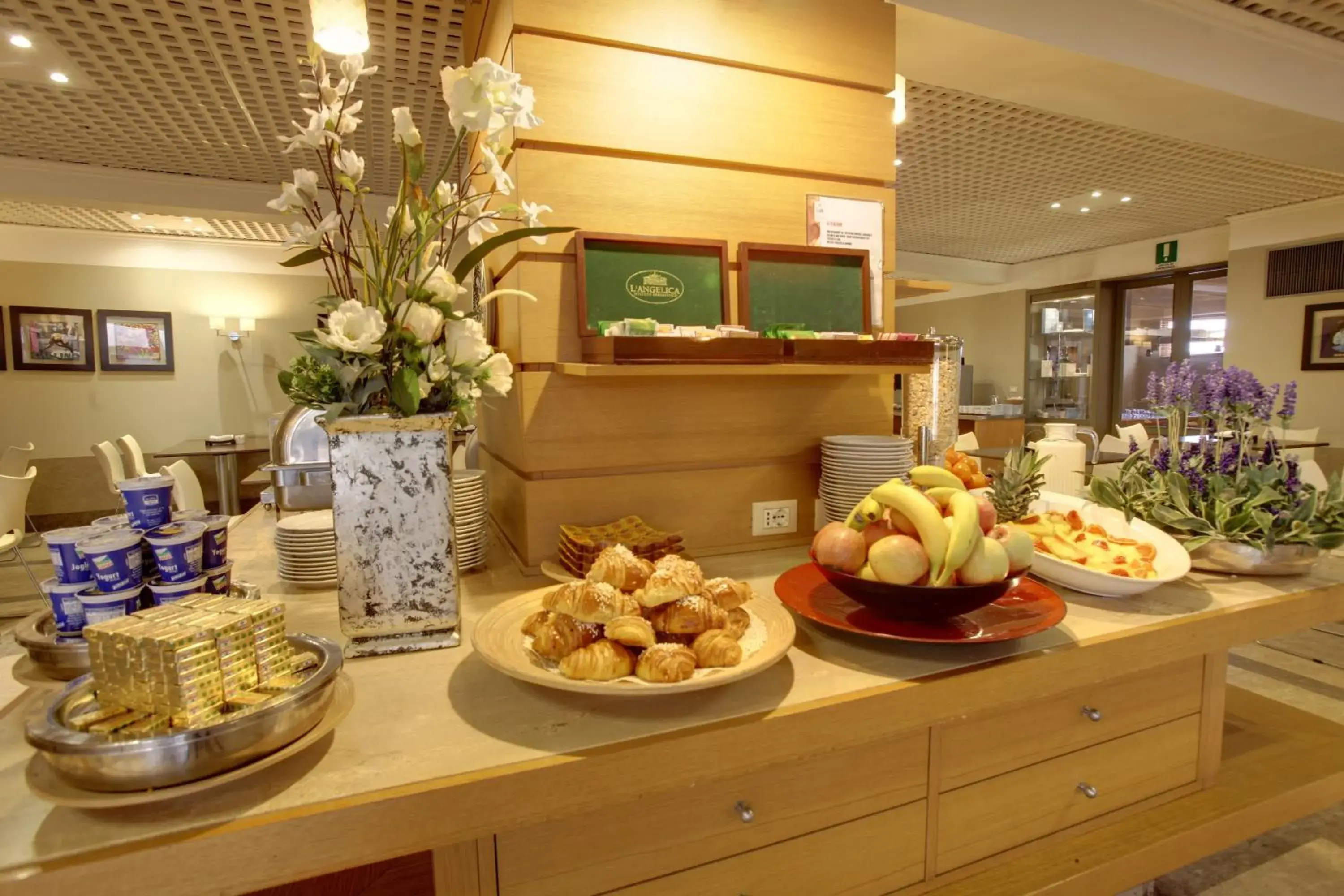 Food and drinks in Hotel Delle Nazioni Food and drinks in Hotel Delle Nazioni