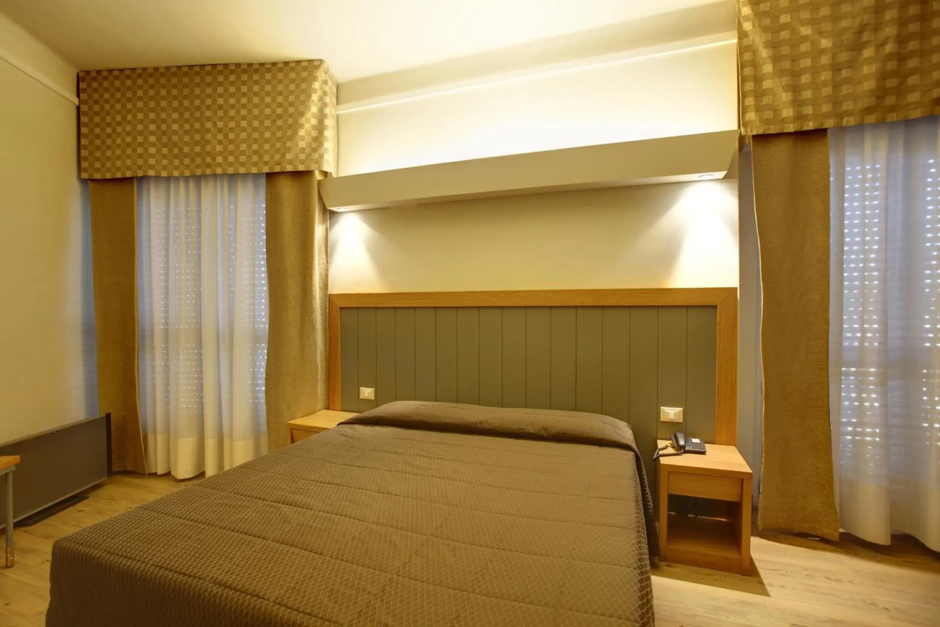 Bedroom, Bed in Hotel Delle Nazioni Bedroom, Bed in Hotel Delle Nazioni